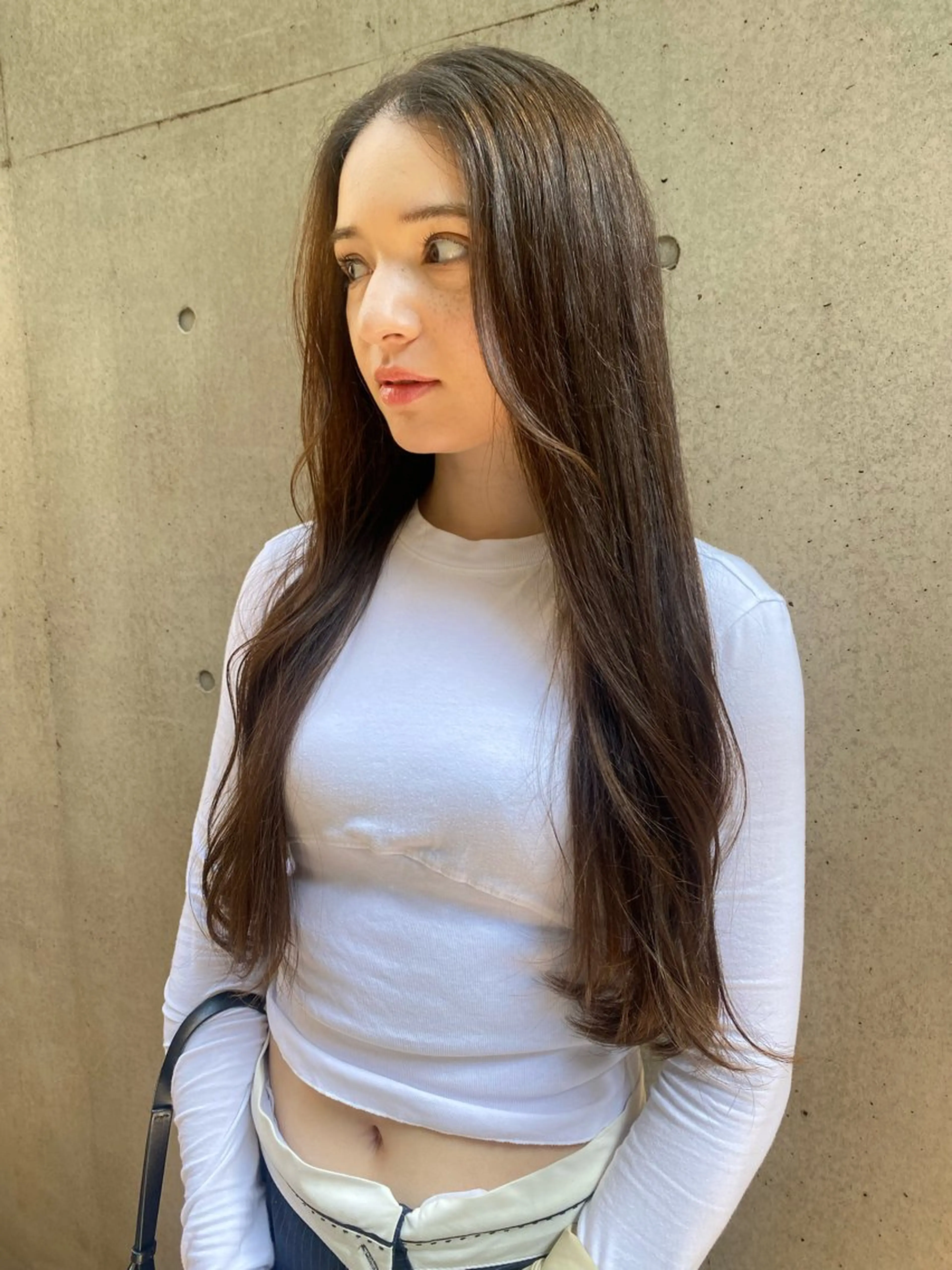 カラー ベージュカラー 透明感カラー ヘアカラー トリートメント 大人可愛い♡コテ巻き パーマ🌼杉田 萌恵のヘアスタイル