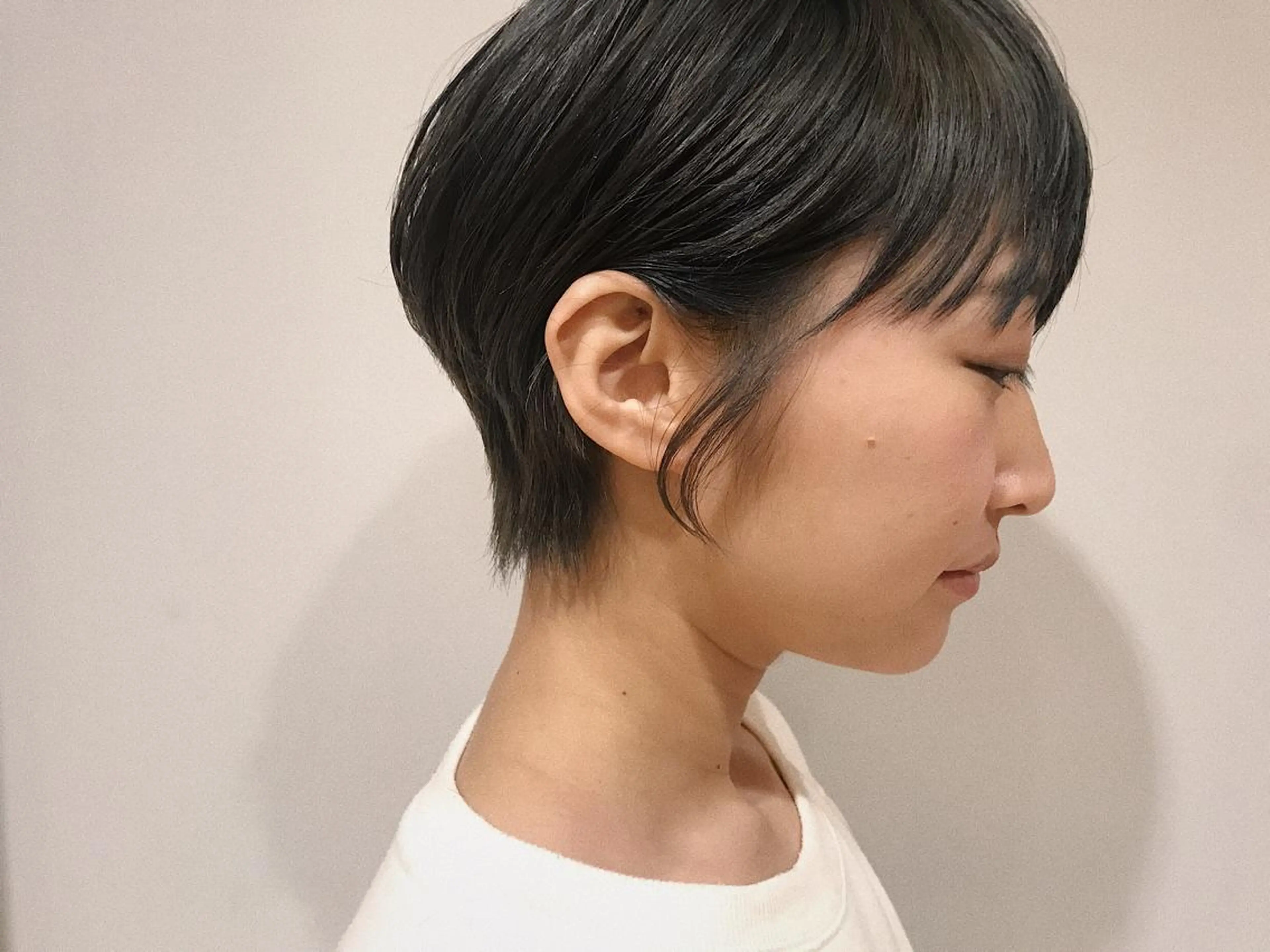 ショート カラー パーマ ヘアアレンジ ハンサムショート ショートヘア 小顔カット カット ヘアカラー トリートメント 松田 亮葉のヘアスタイル