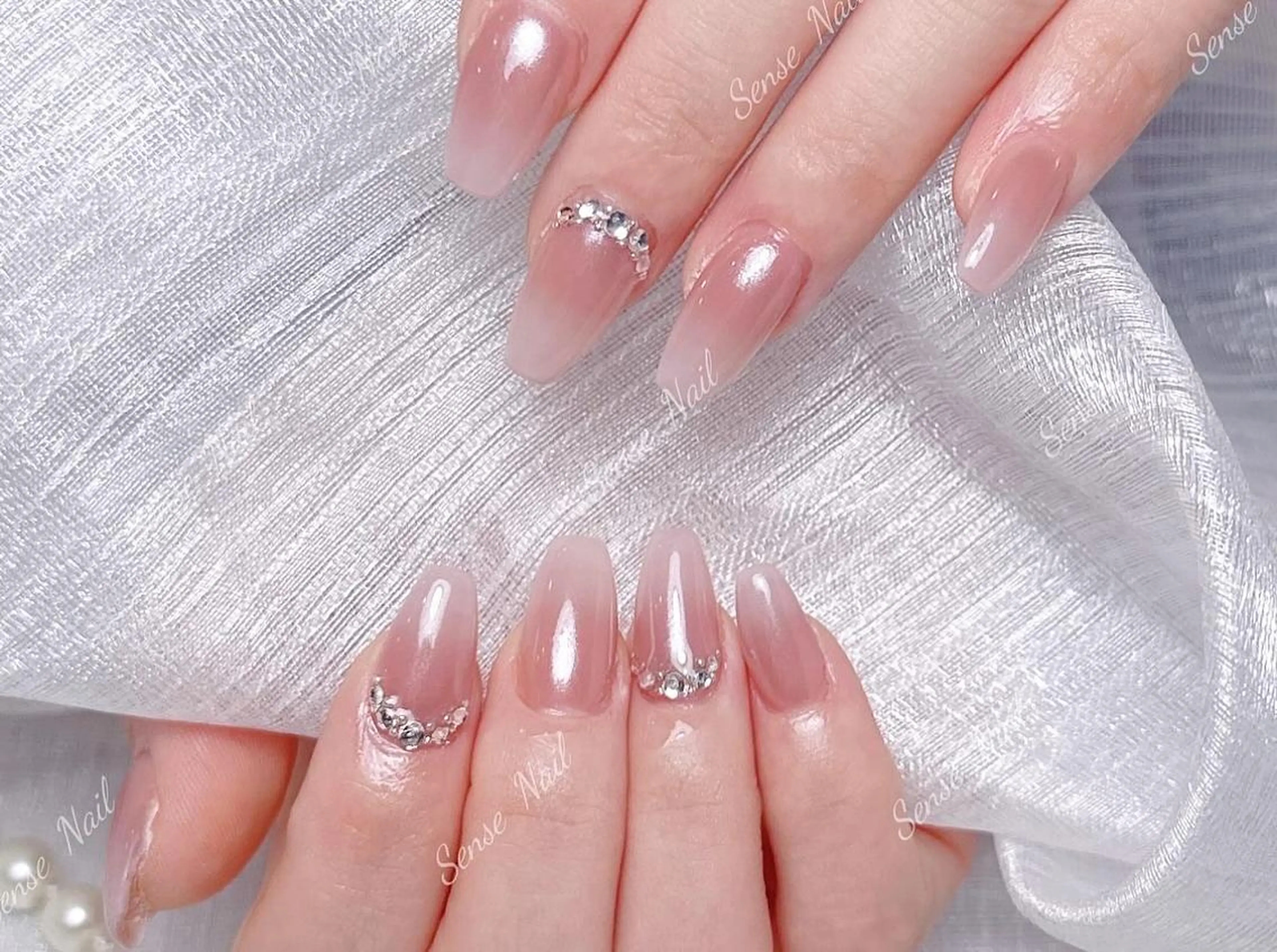 ネイル Queening 🦋のネイルデザイン