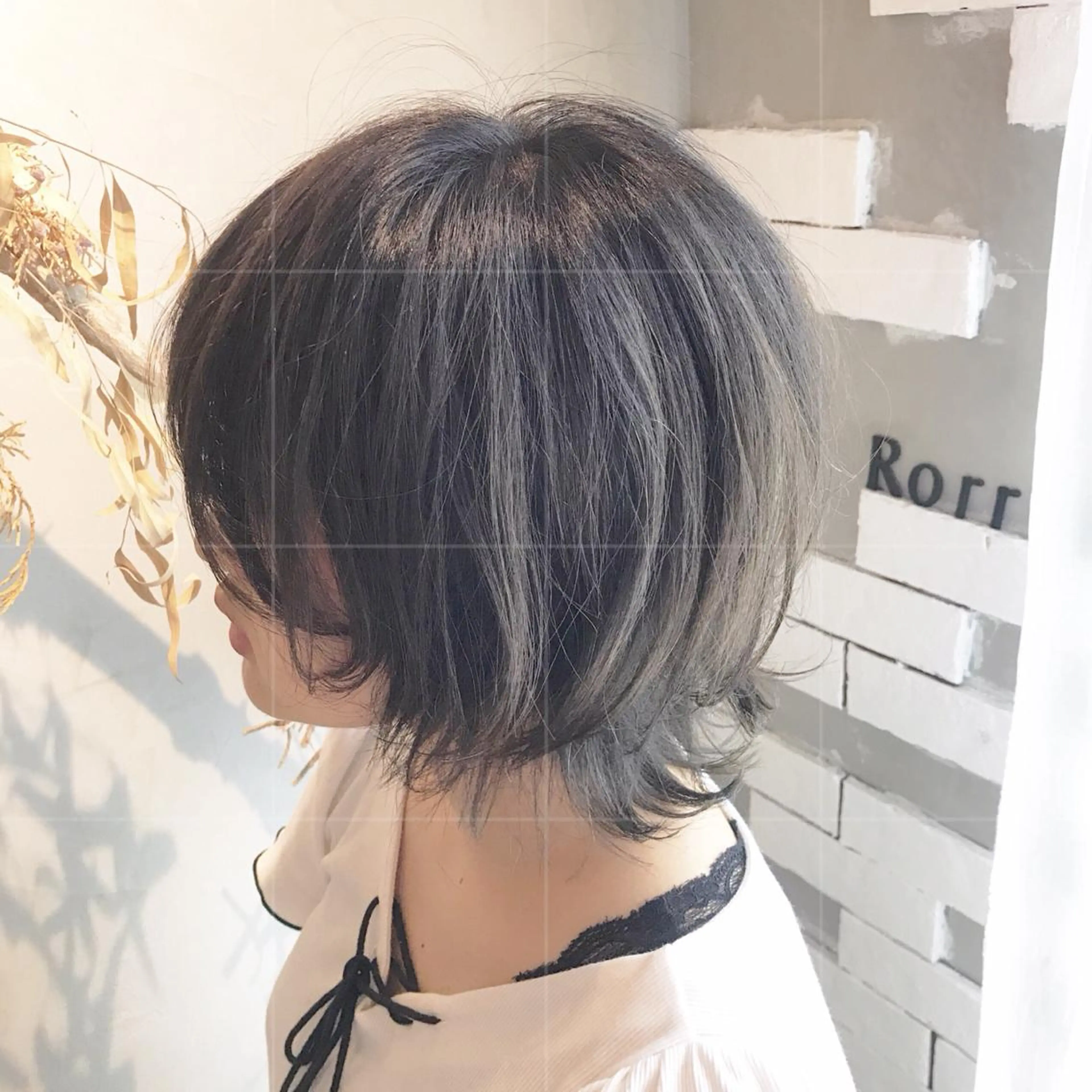 ミディアム カラー パーマ ミディアムパーマ ニュアンスパーマ 💙MAI💙ウルフ レイヤー🦋月火限定のヘアスタイル