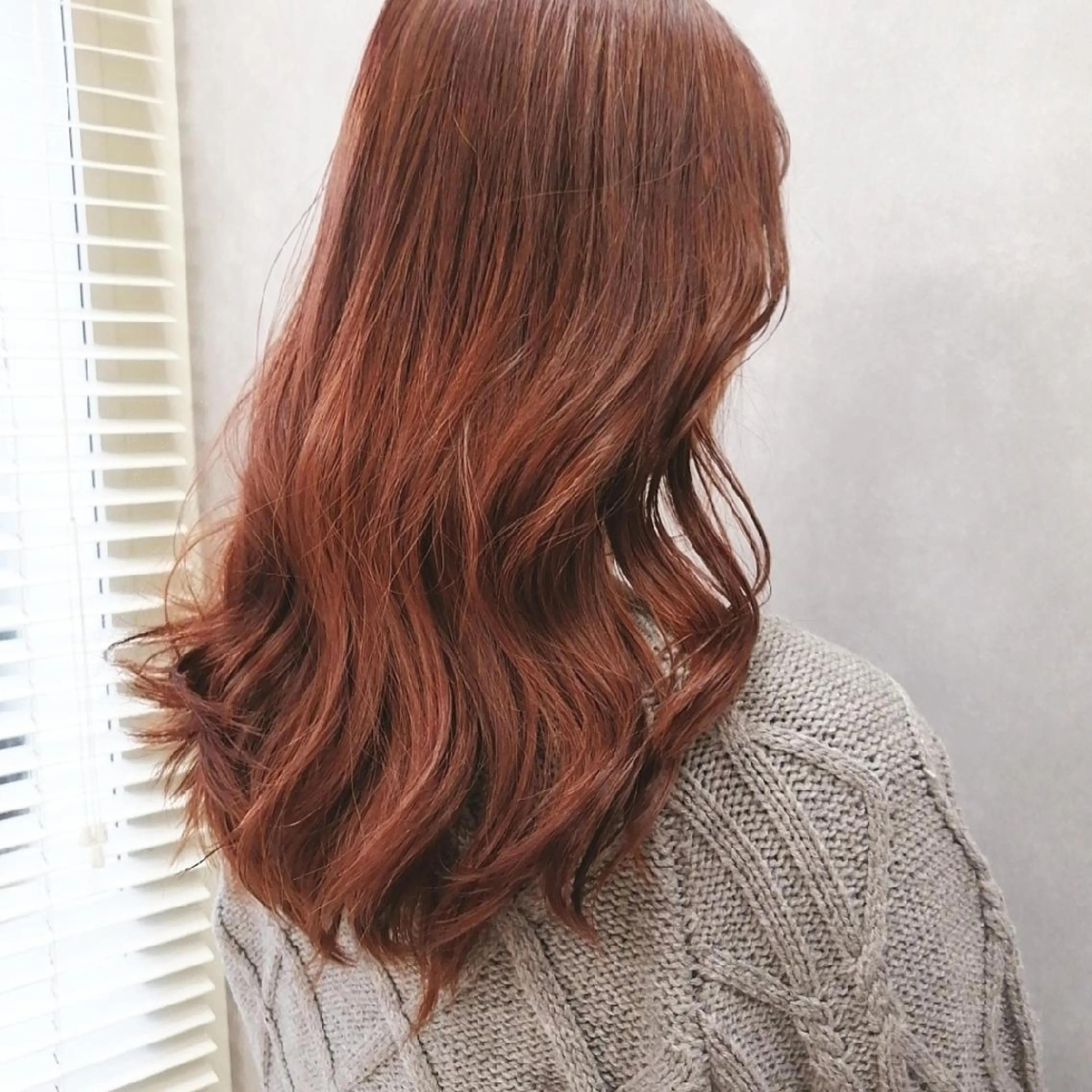 カラー ロング オレンジ 韓国風ヘア レイヤーカット hase _のヘアスタイル