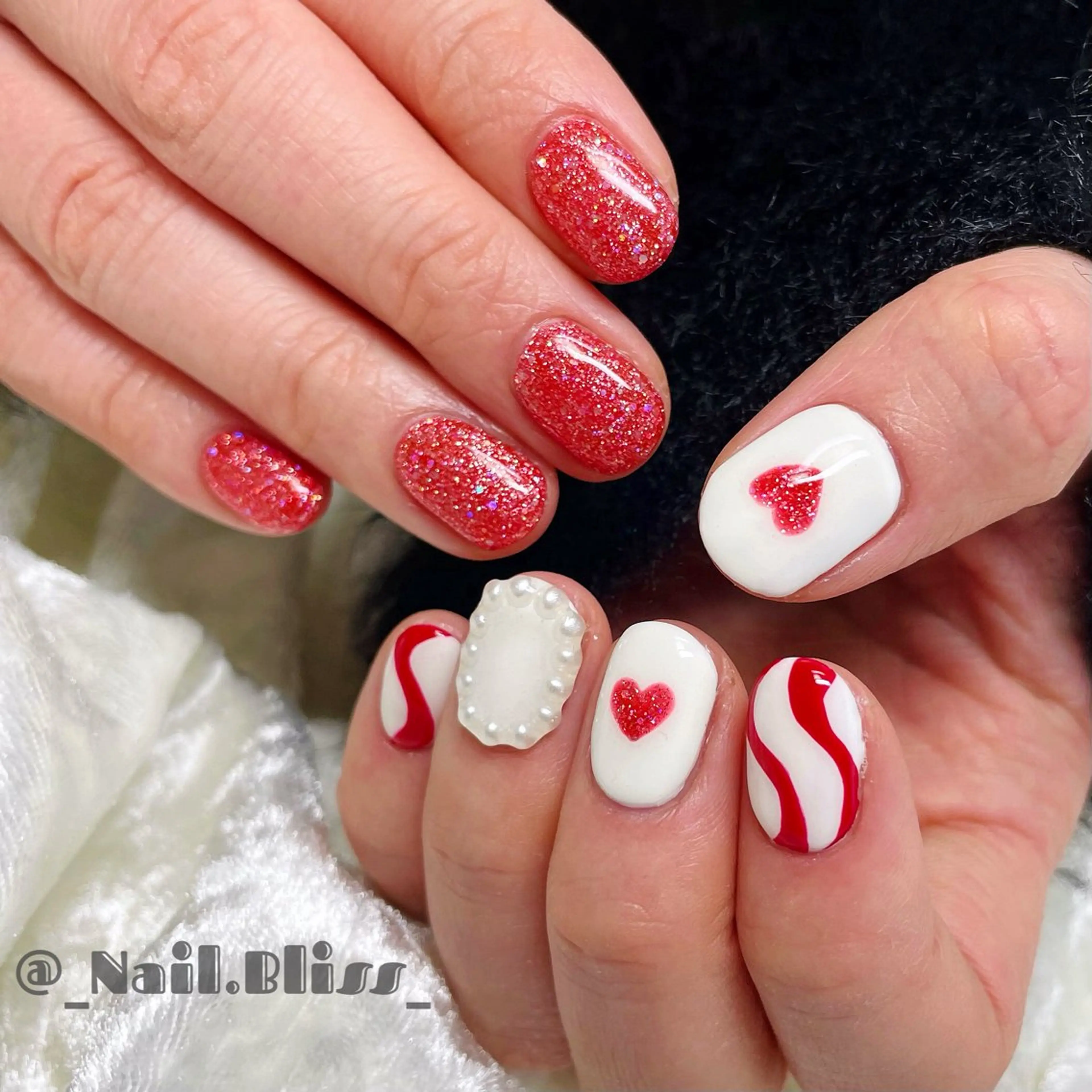 ネイル ハート ハンドネイル NAIL BLISSのネイルデザイン