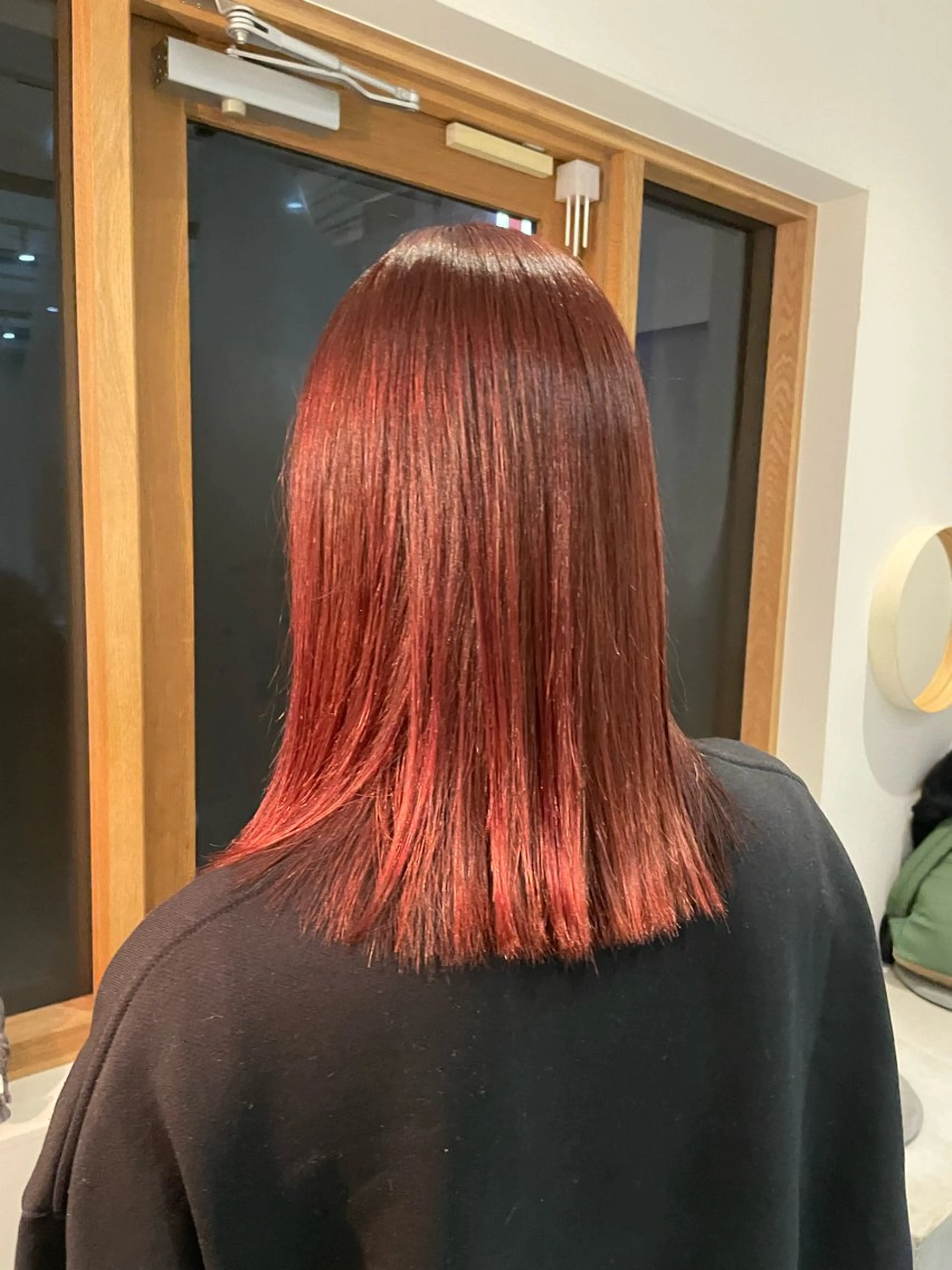 カラー ピンクカラー レッドカラー ヘアカラー ミキ🐈‍⬛ カット/カラーのヘアスタイル