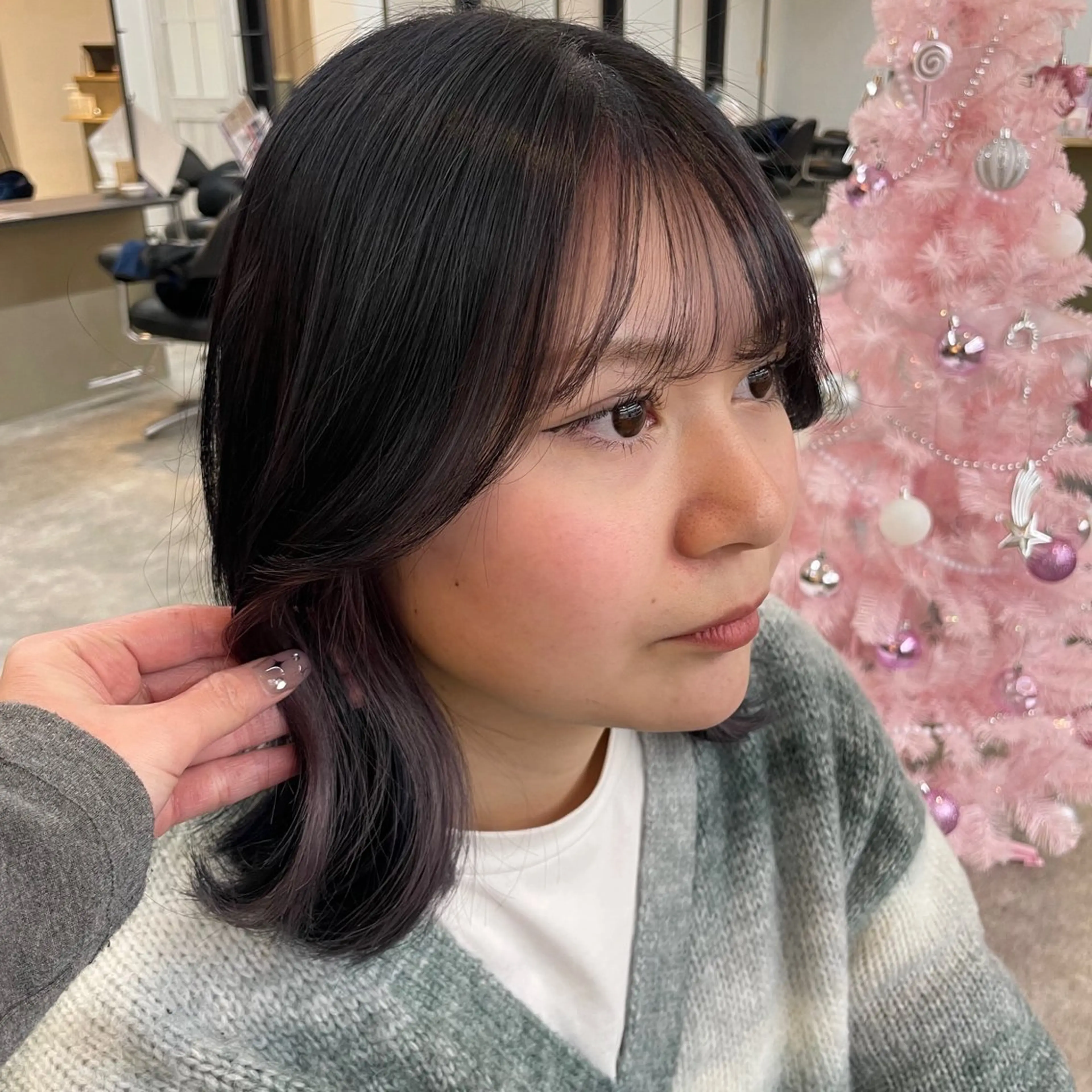 ミディアム カラー インナーカラー 柳田 光のヘアスタイル