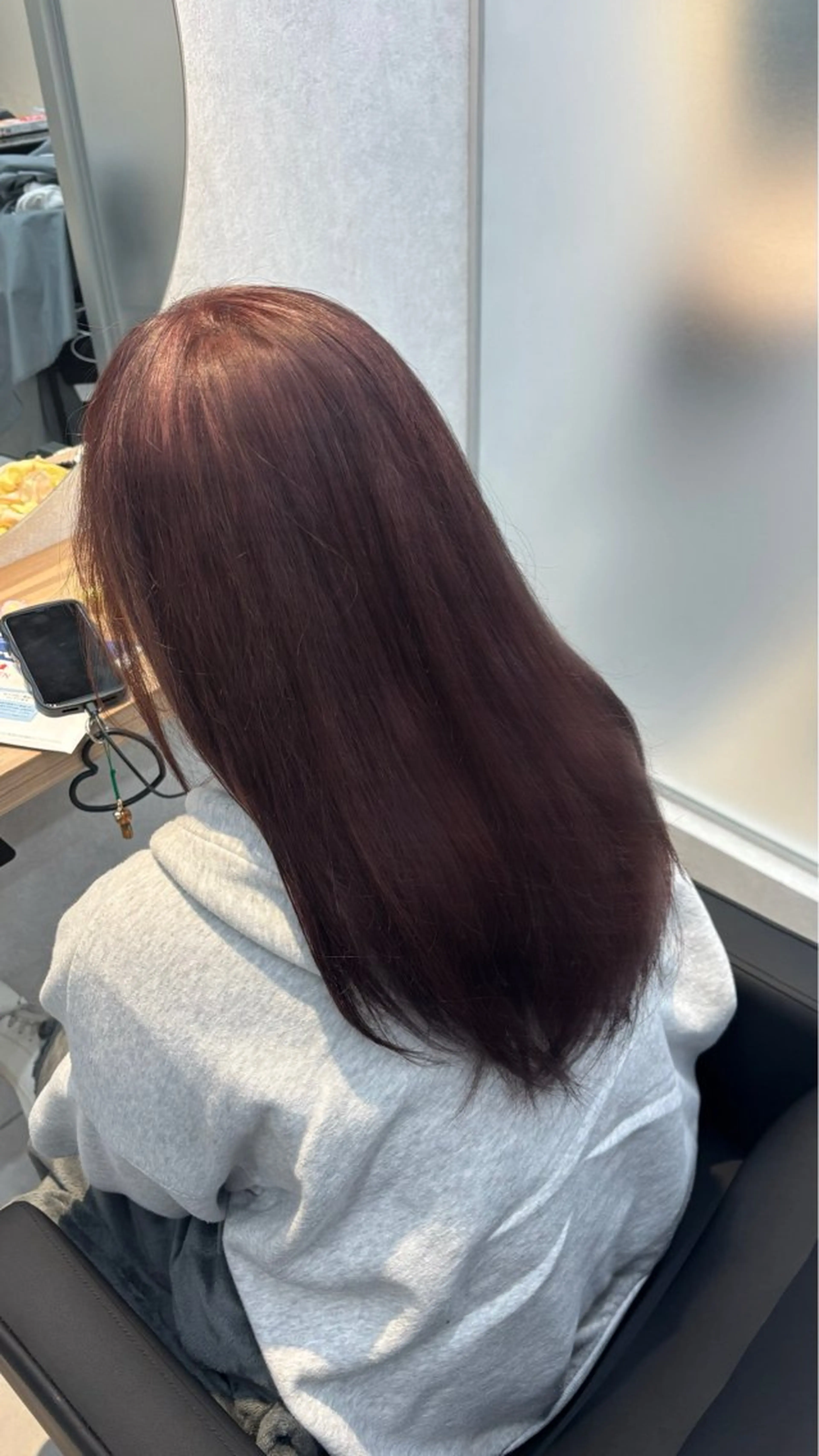 カラー 米倉 陽菜のヘアスタイル