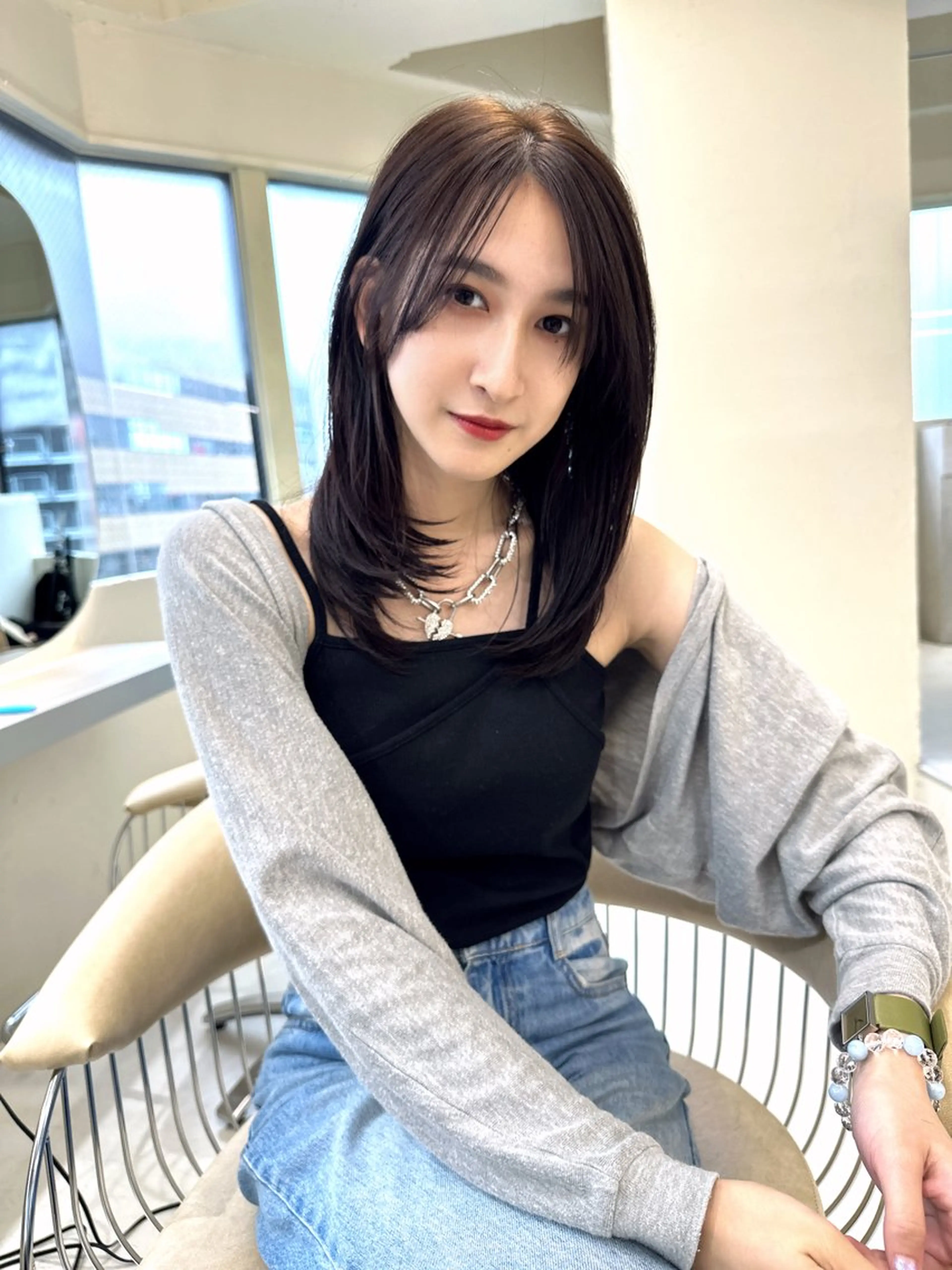 ロング カラー カット センターパート/ 暖色カラーayuのヘアスタイル