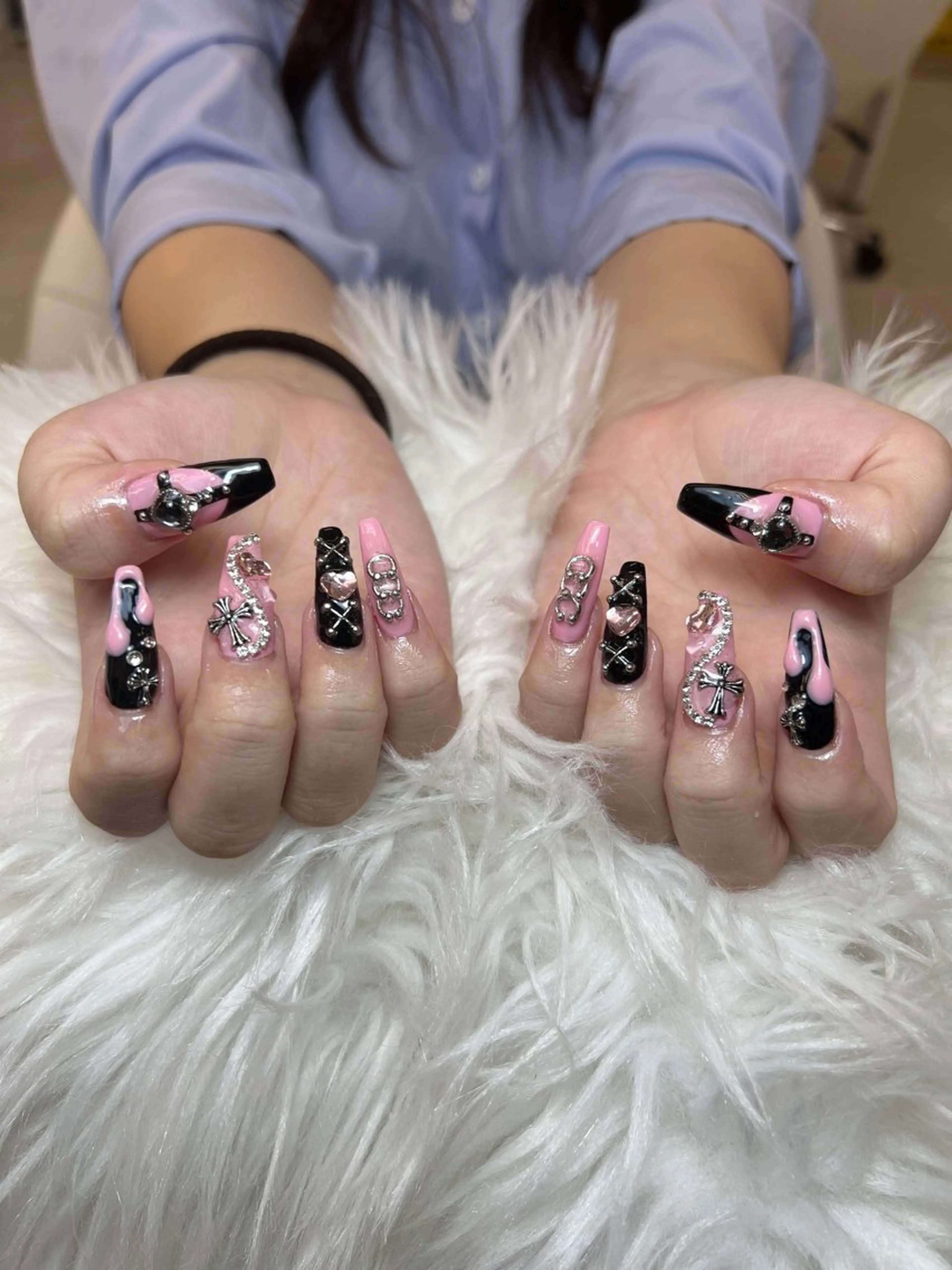 ネイル ハンドネイル ハンドケア Anh Nail 歌舞伎町のネイルデザイン