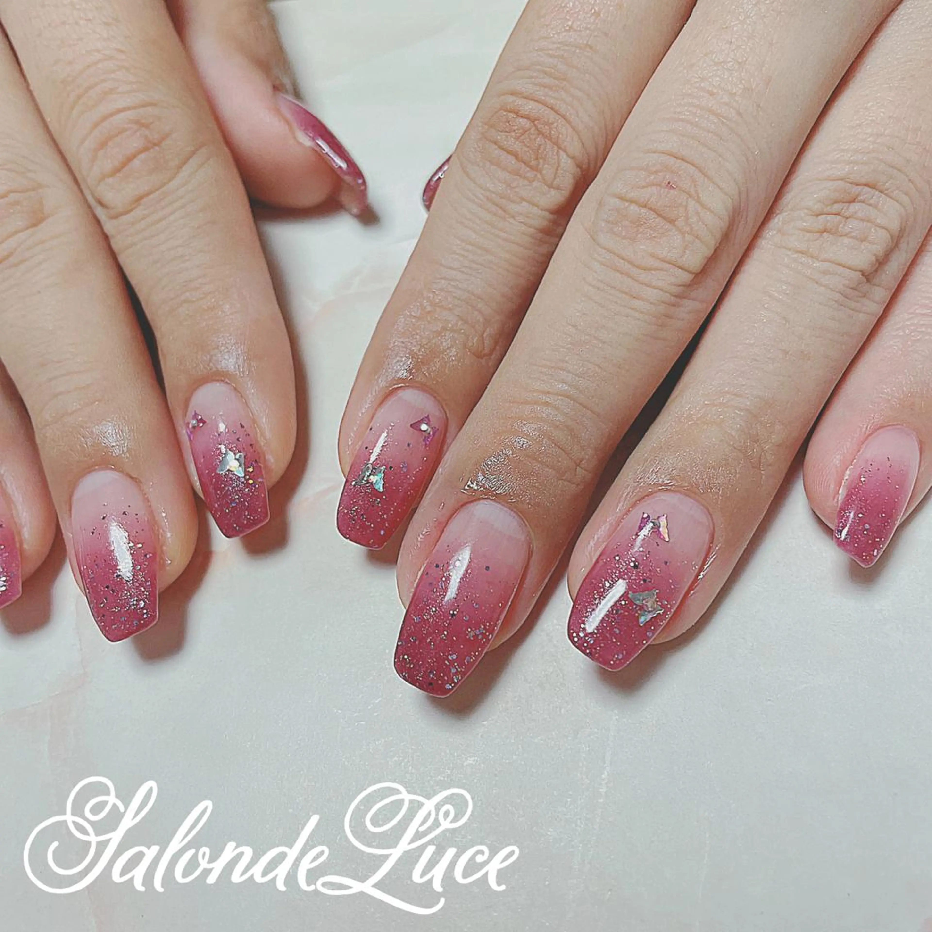 ネイル キラキラネイル Salon de Luceのネイルデザイン