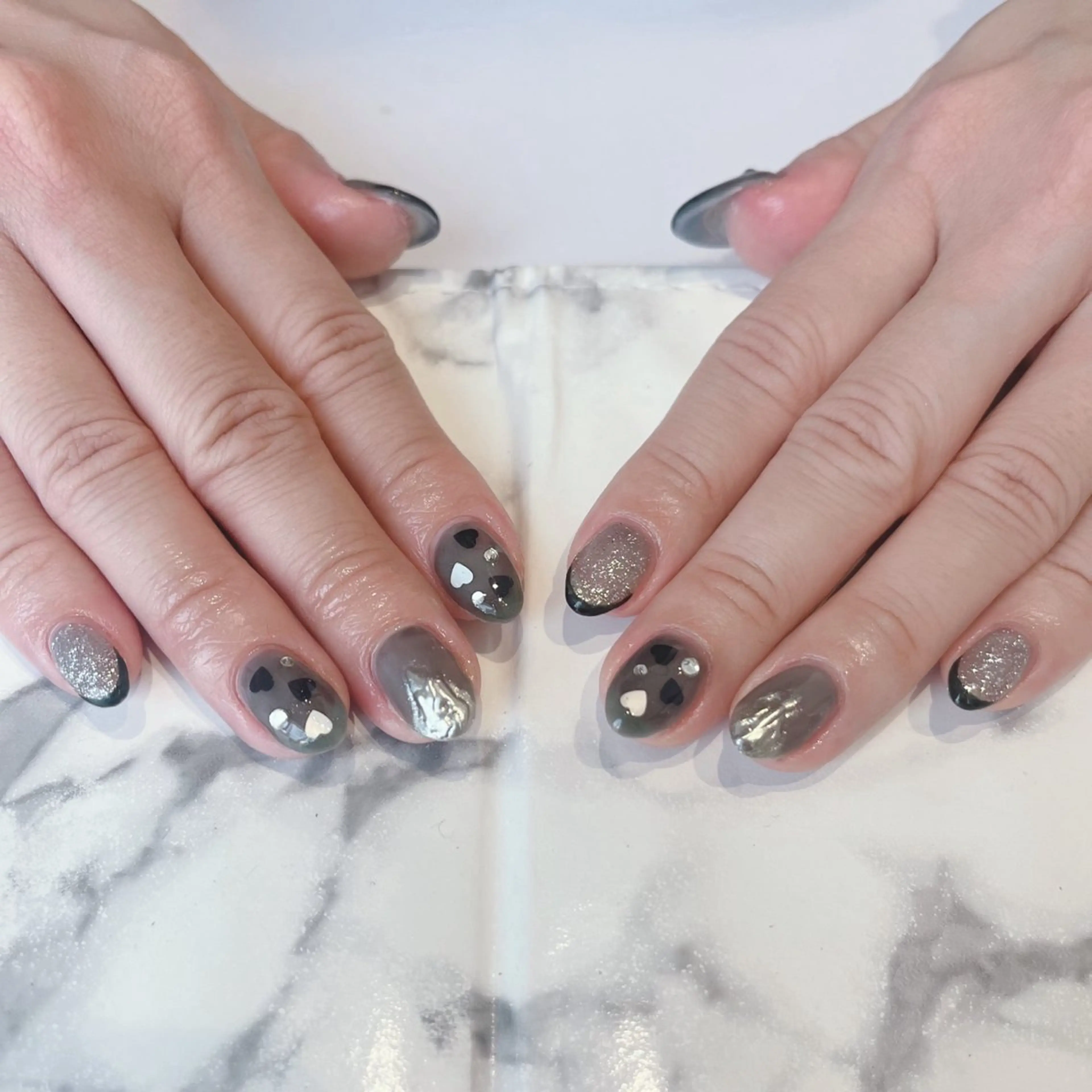 ネイル フレンチネイル ハート 韓国ネイル ミラーネイル ニュアンスネイル salon. Pualaのネイルデザイン