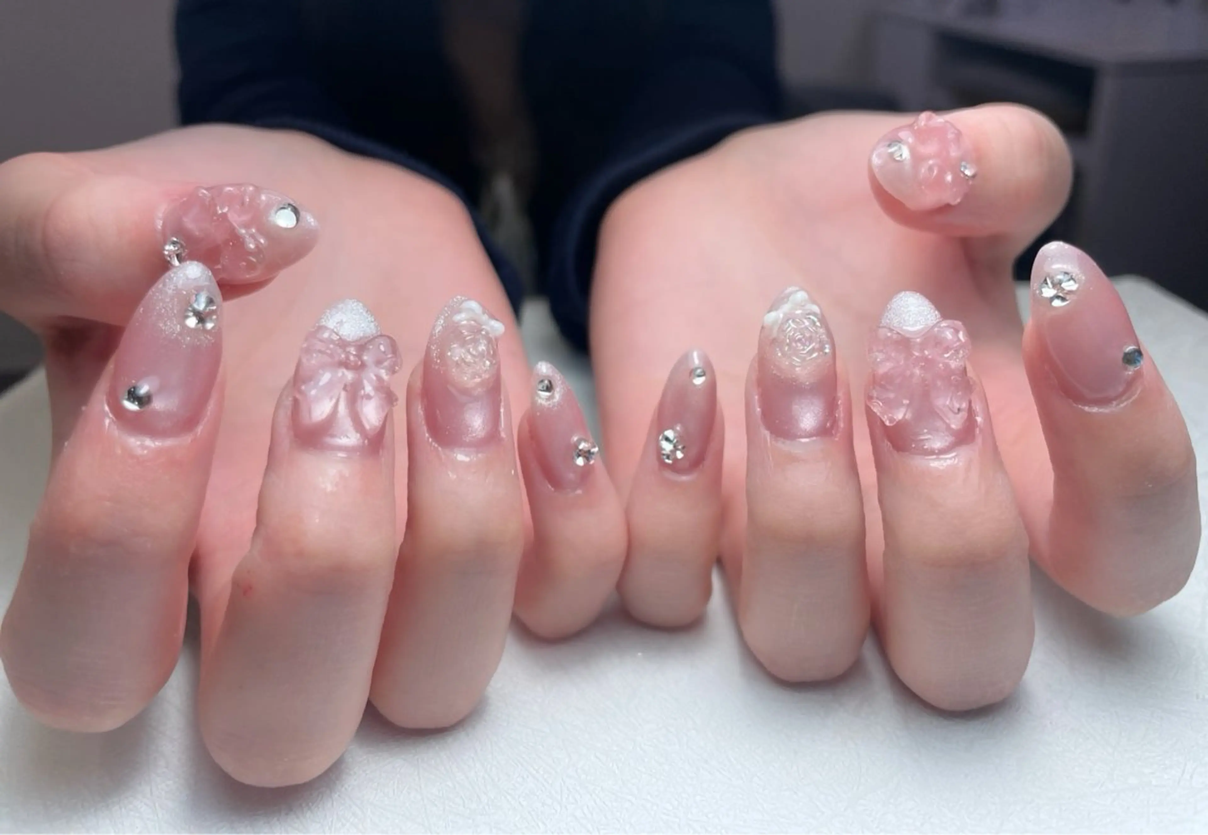 ネイル オーロラネイル 長さ出し フットネイル フレンチネイル ジェルネイル 中野駅から2分 MEO NAILのネイルデザイン