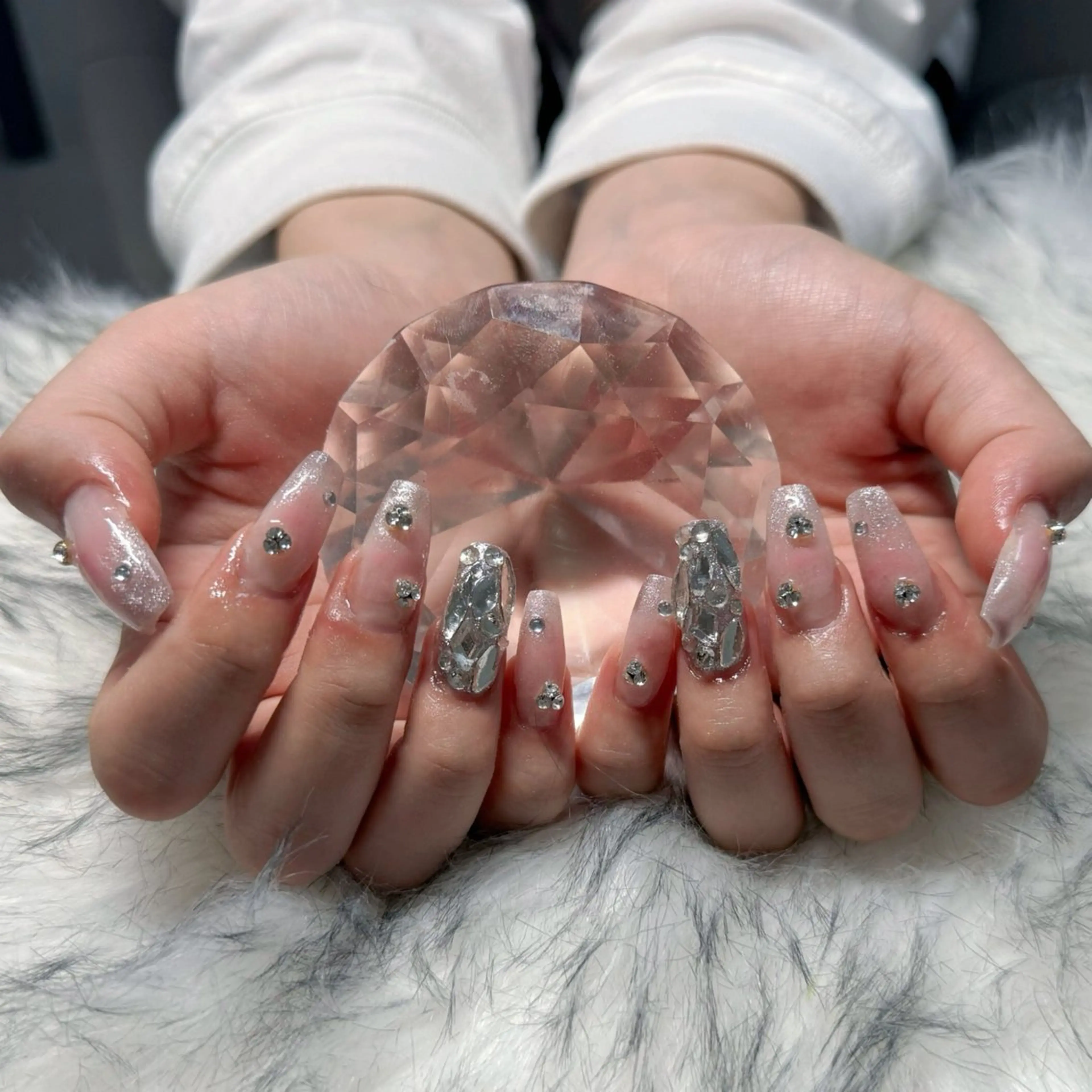 ロング ハンドネイル mao .のネイルデザイン