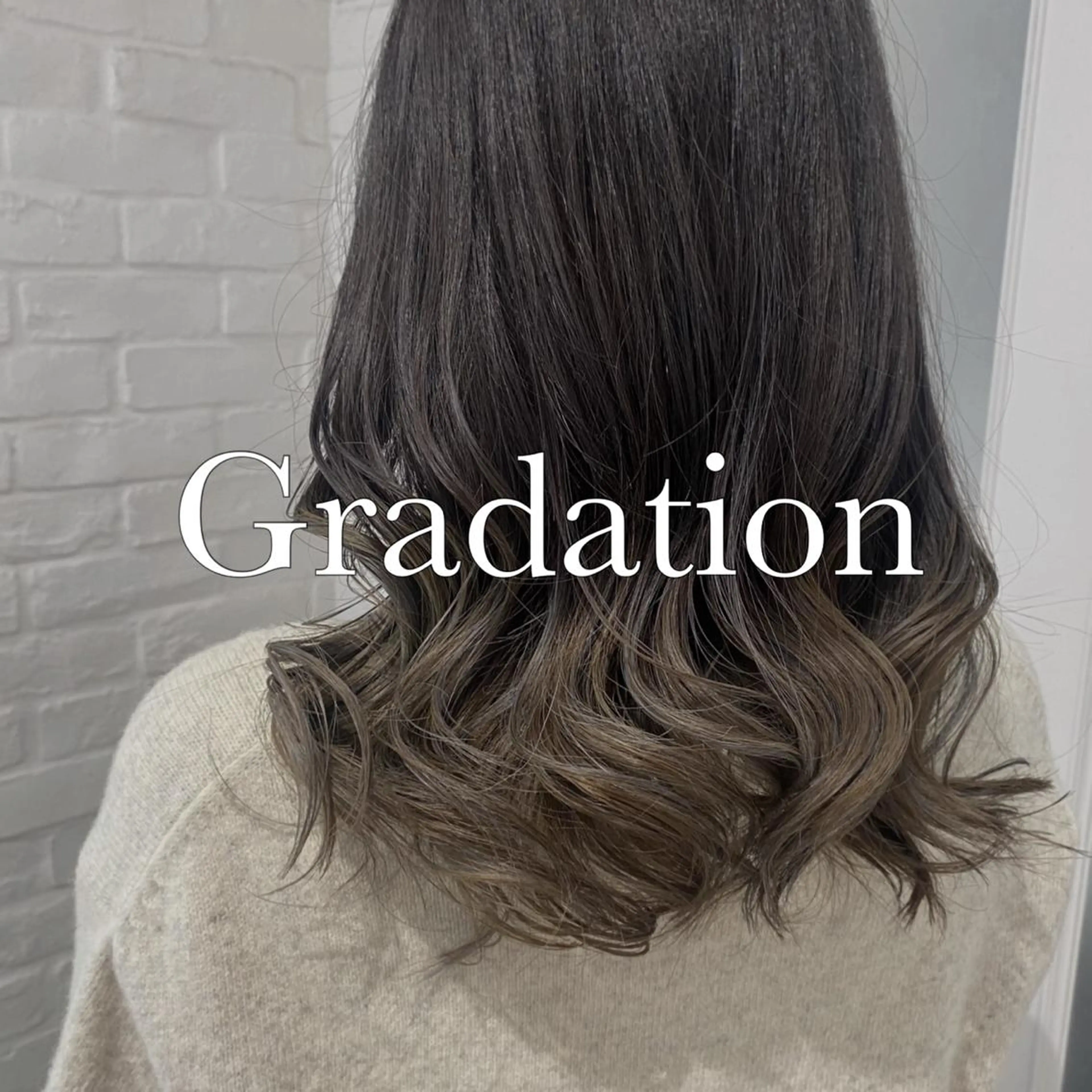 カラー ヘアカラー Ida Akaneのヘアスタイル