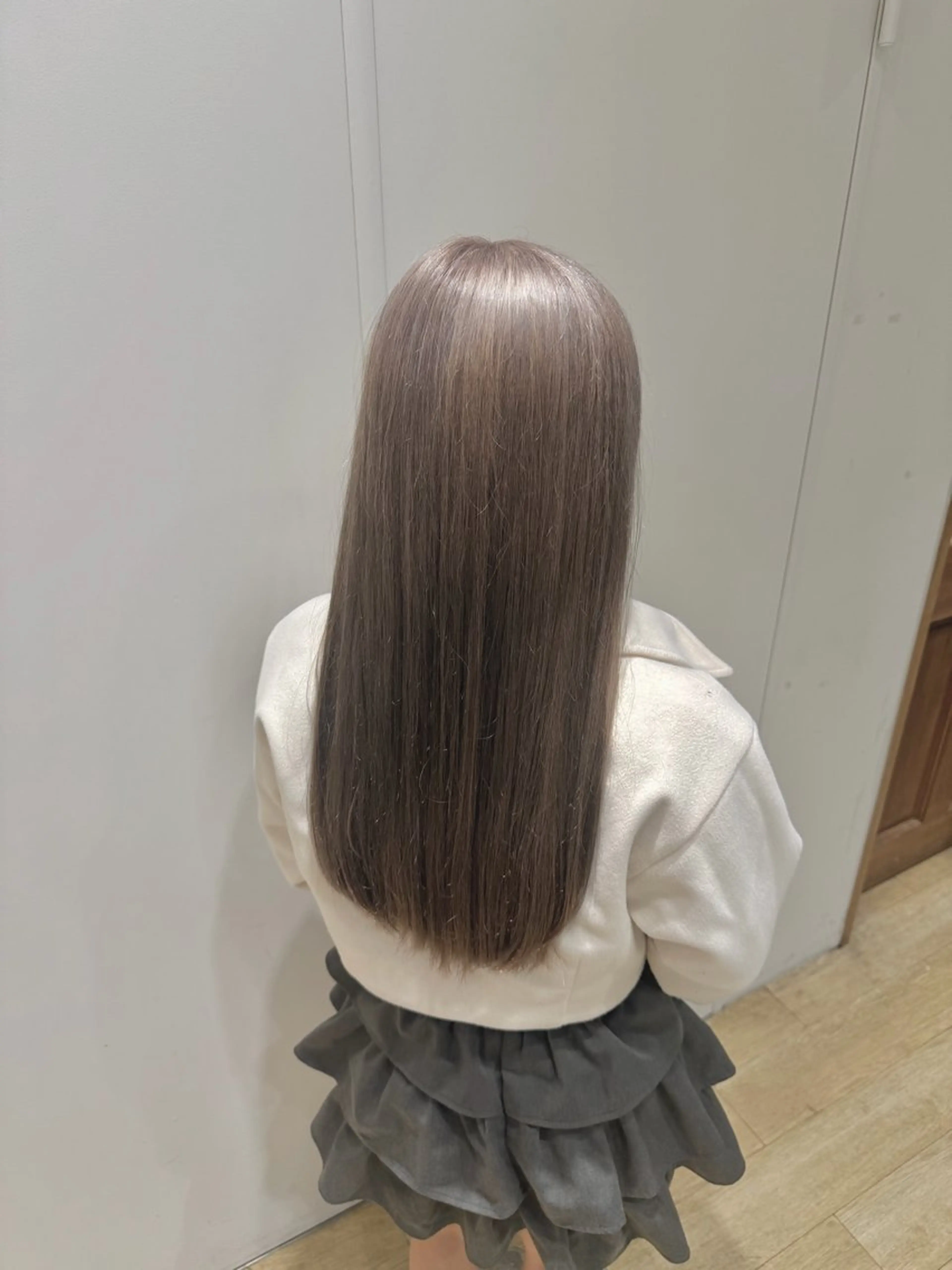 ロング カラー グレージュ カット ヘアカラー トリートメント 新宿/吉松 大輝のヘアスタイル