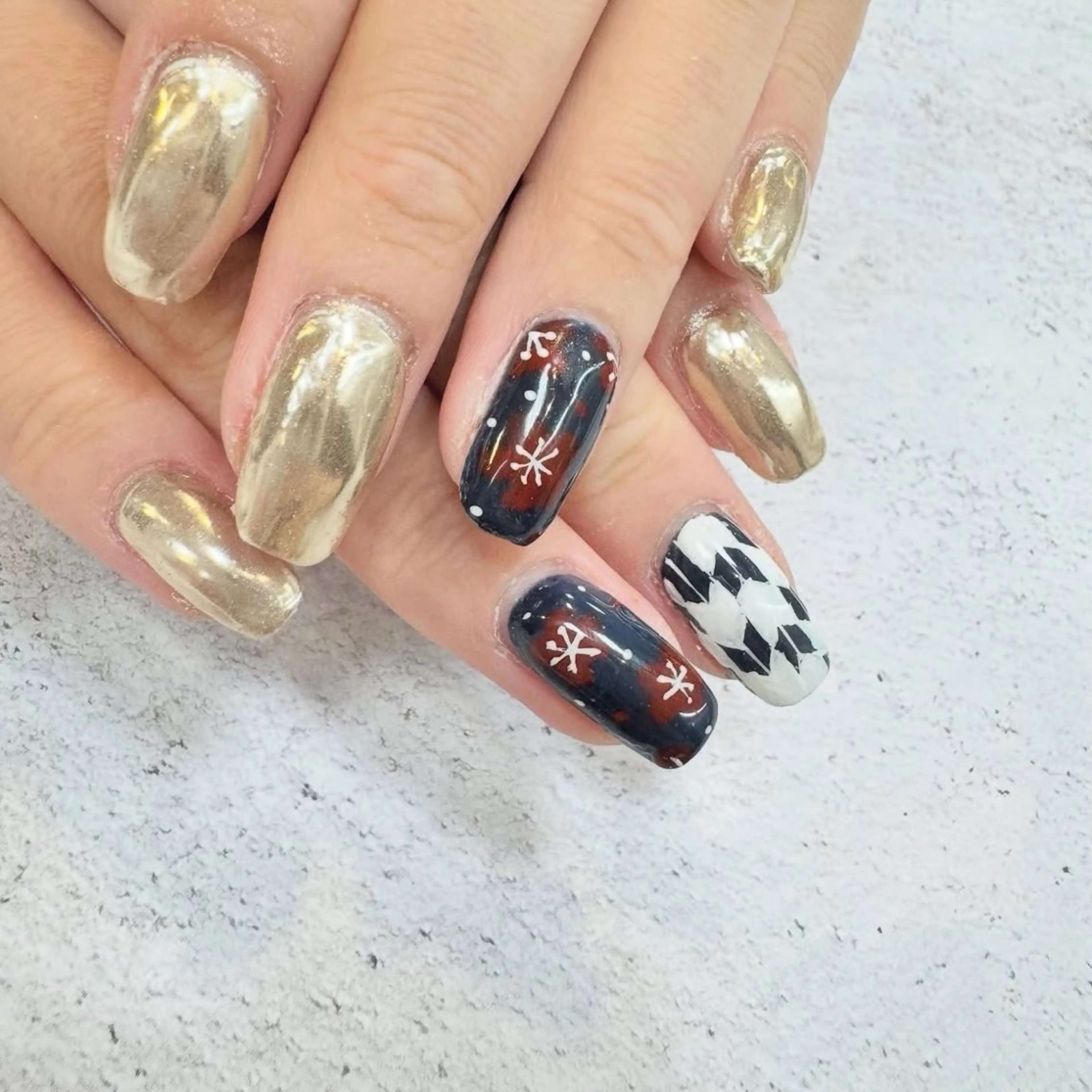 ネイル 卒業式 重永 夏南のネイルデザイン