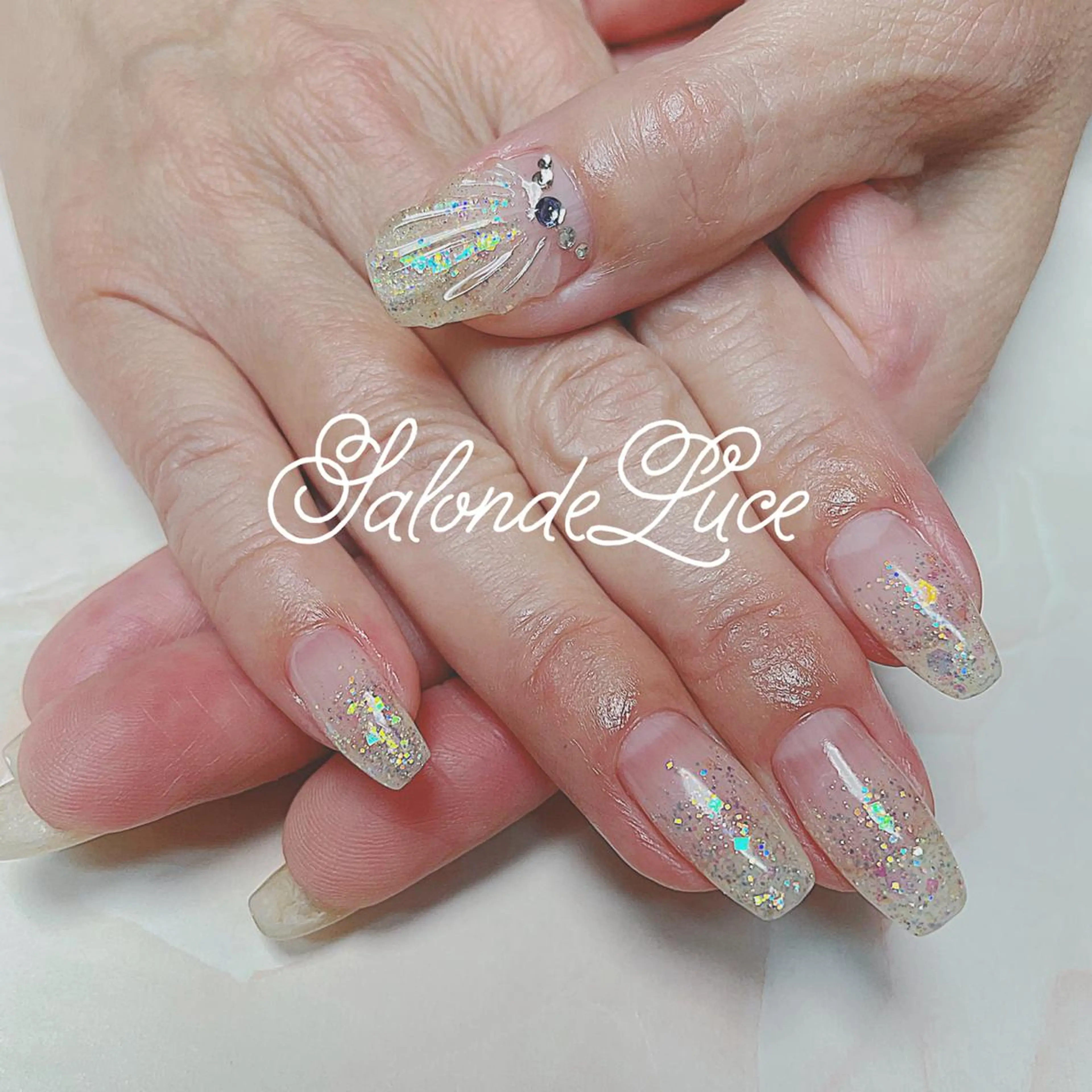 ネイル キラキラネイル Salon de Luceのネイルデザイン