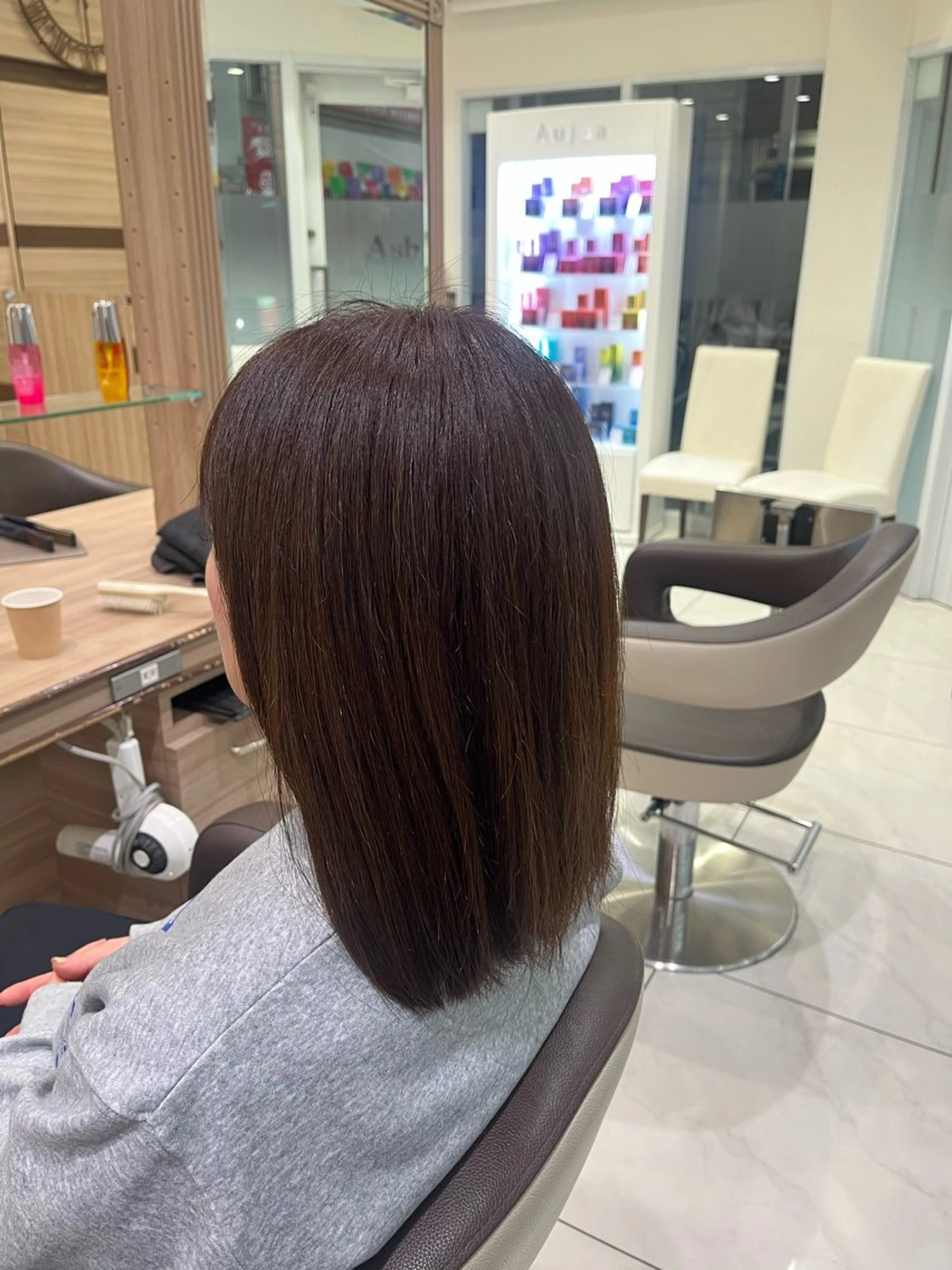 セミロング カラー ☁🫧縮毛矯正 /沖春奈🪽🫧のヘアスタイル