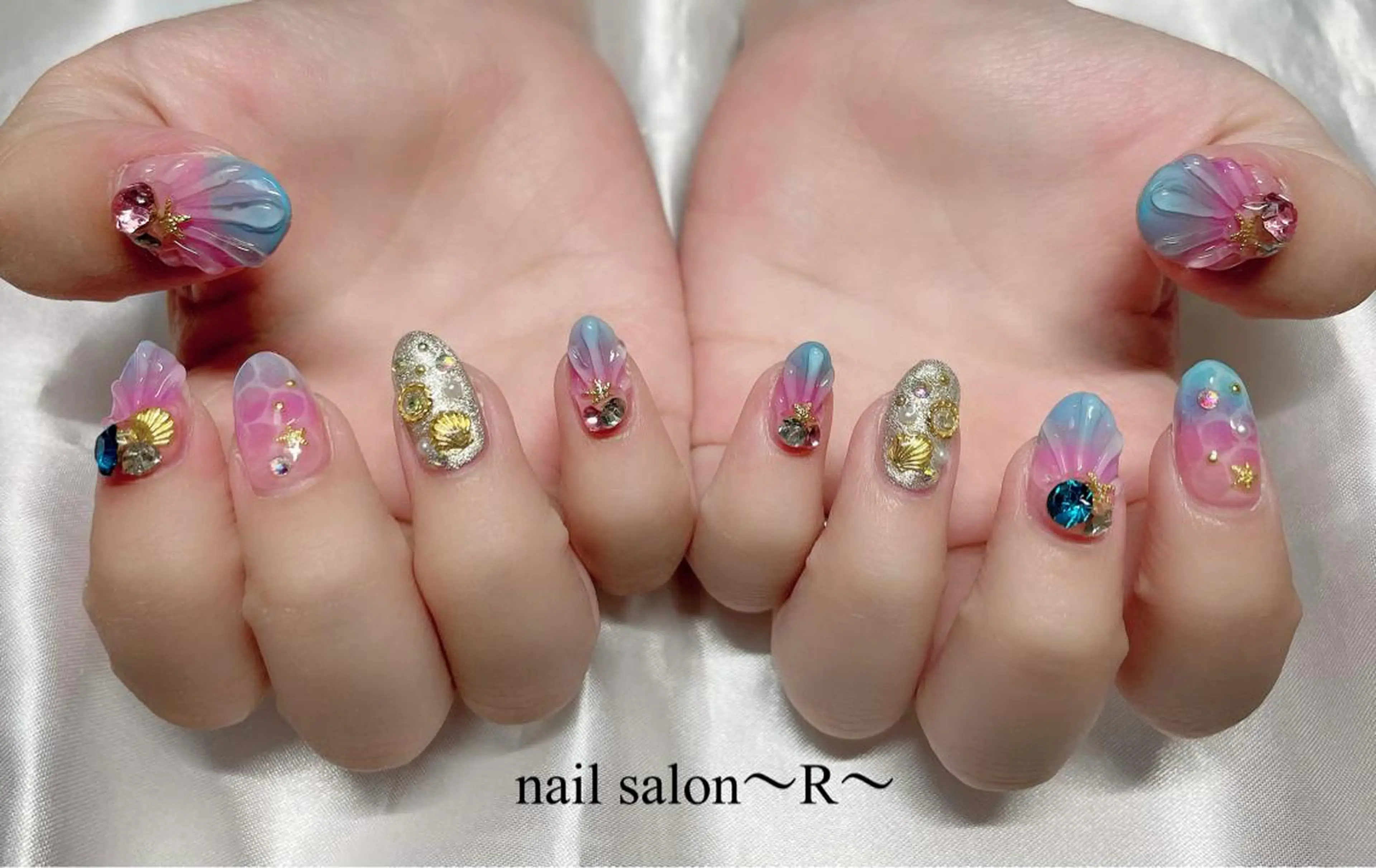 ネイル ハンドネイル 〜 R〜 プライベートサロンのネイルデザイン