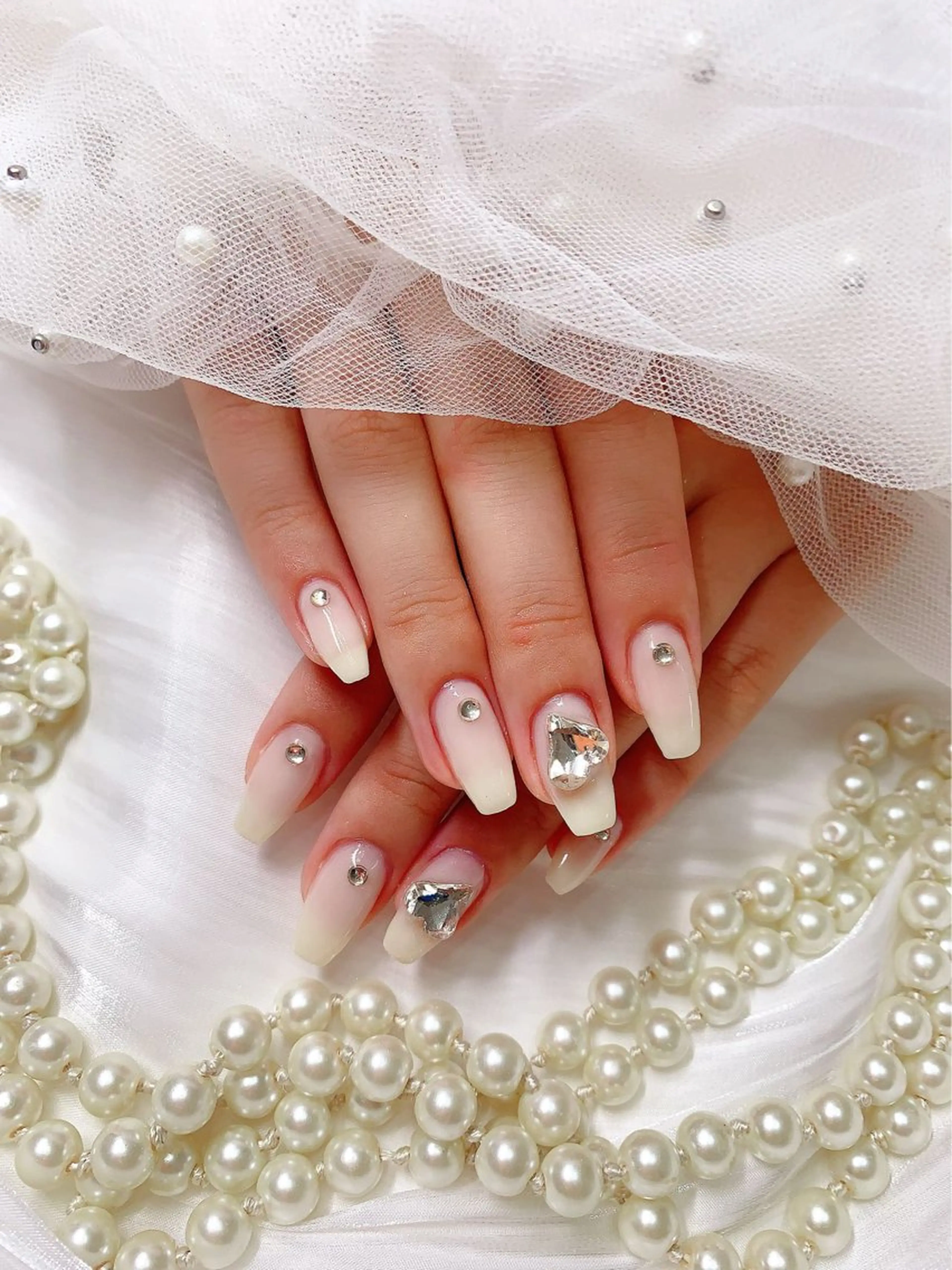 ネイル DoReMiサロン チョウのネイルデザイン