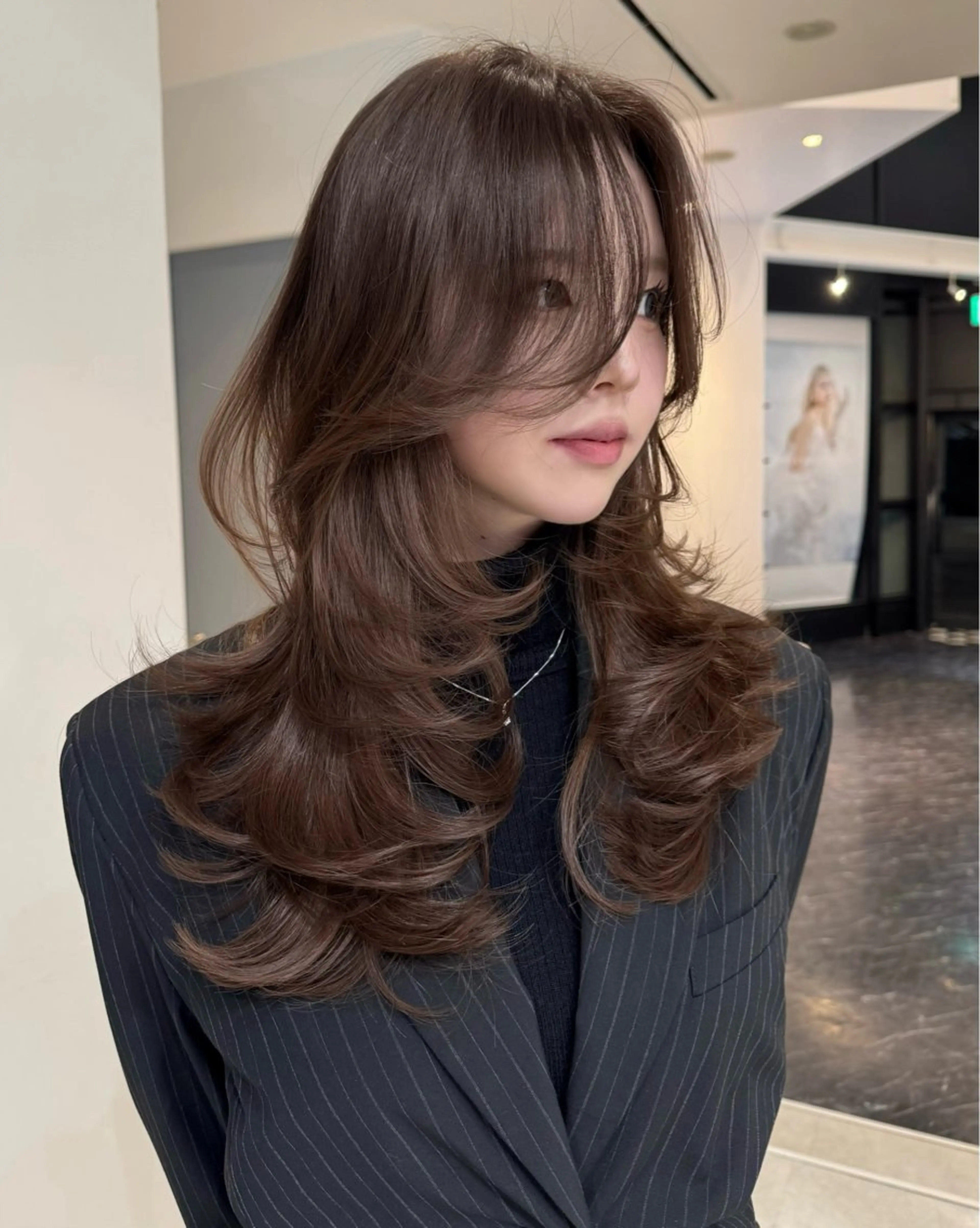 ミディアム カラー 艶カラー♡クール トレンドヘア♡アユミのヘアスタイル