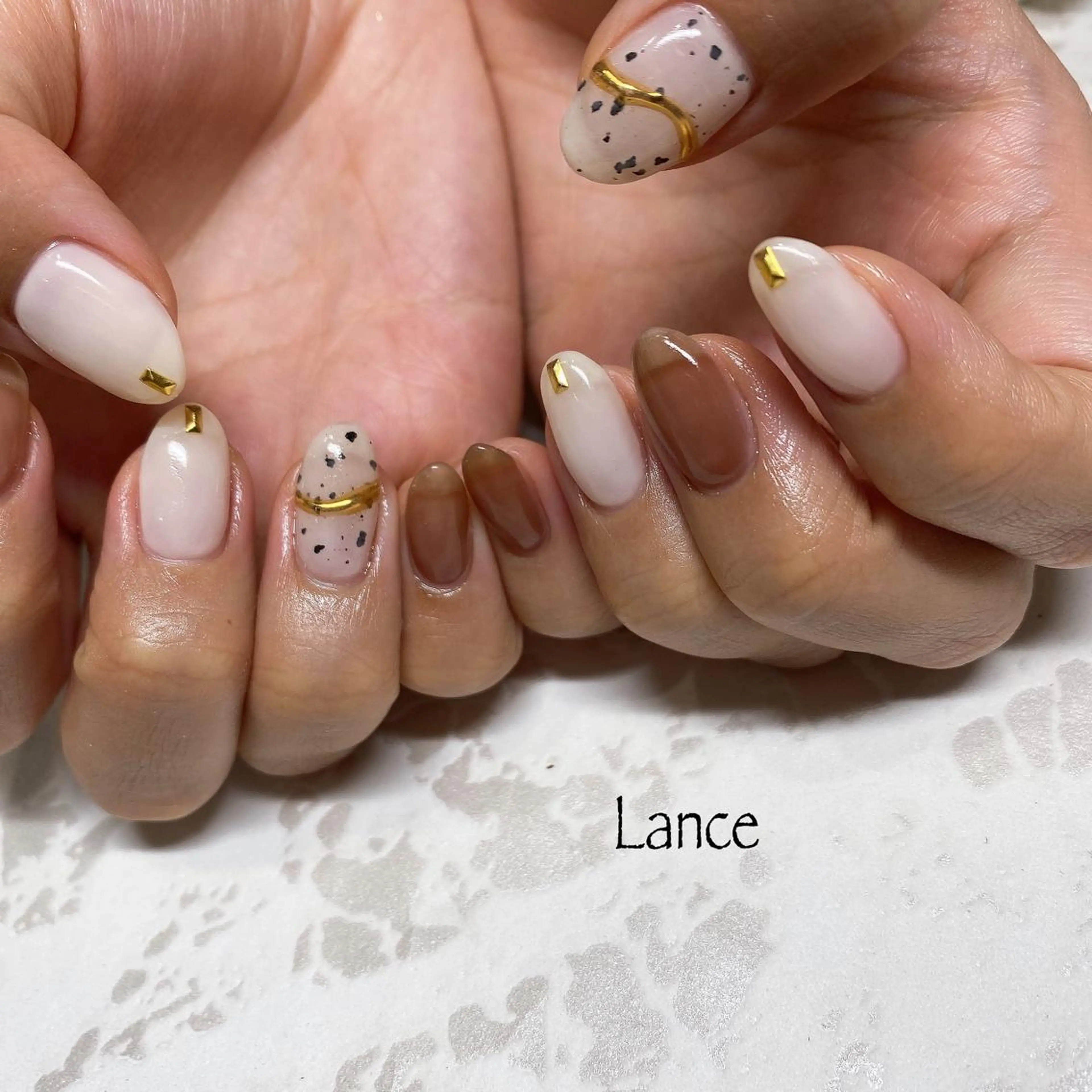 ミディアム ハンドネイル Lance nailのネイルデザイン