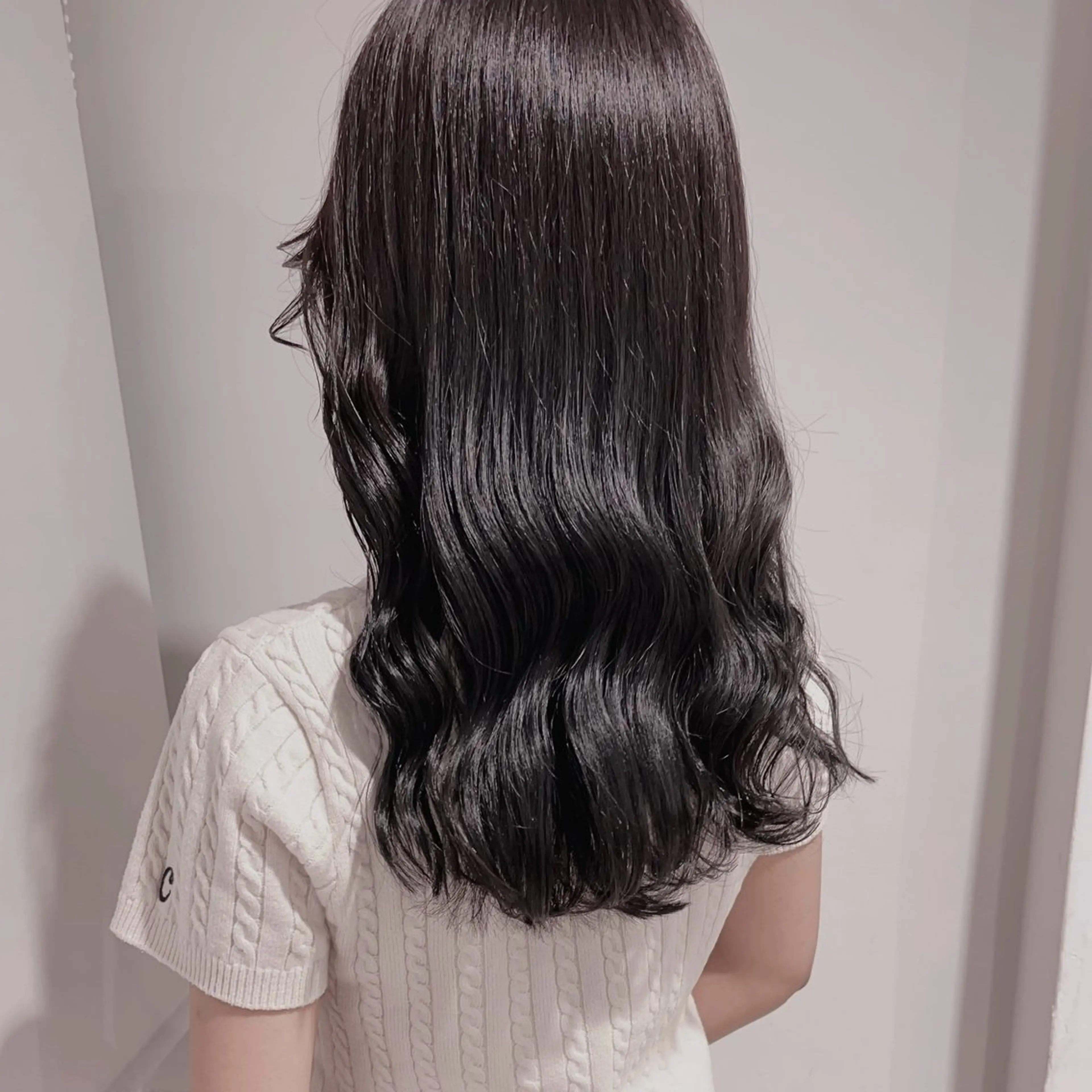 ロング カラー ヘアカラー トリートメント 𓏸レイヤー髪質改善 透けカラーカノン🫧のヘアスタイル