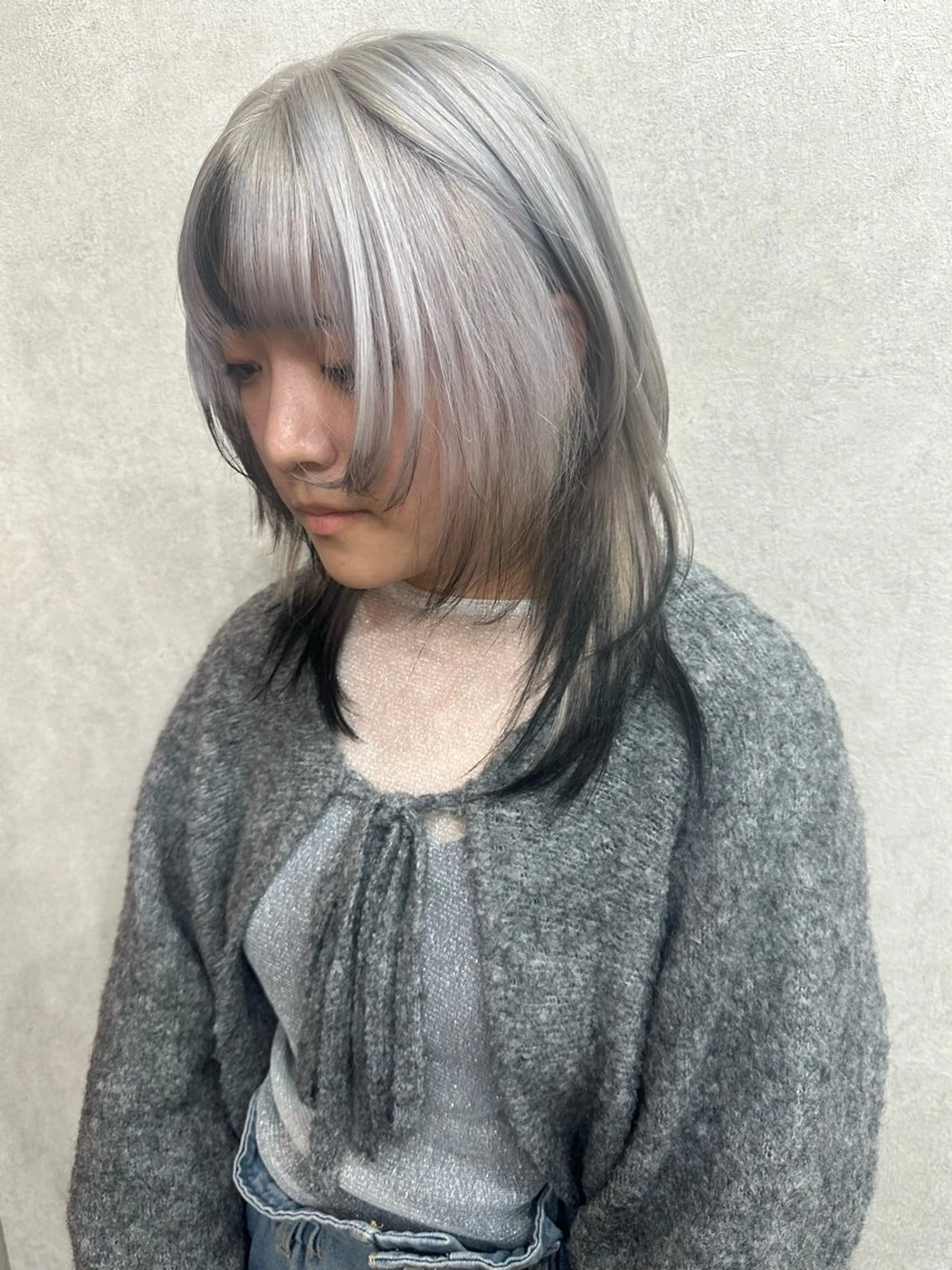 ショート カラー デザインカラー AiM エイム　韓国レイヤーのヘアスタイル