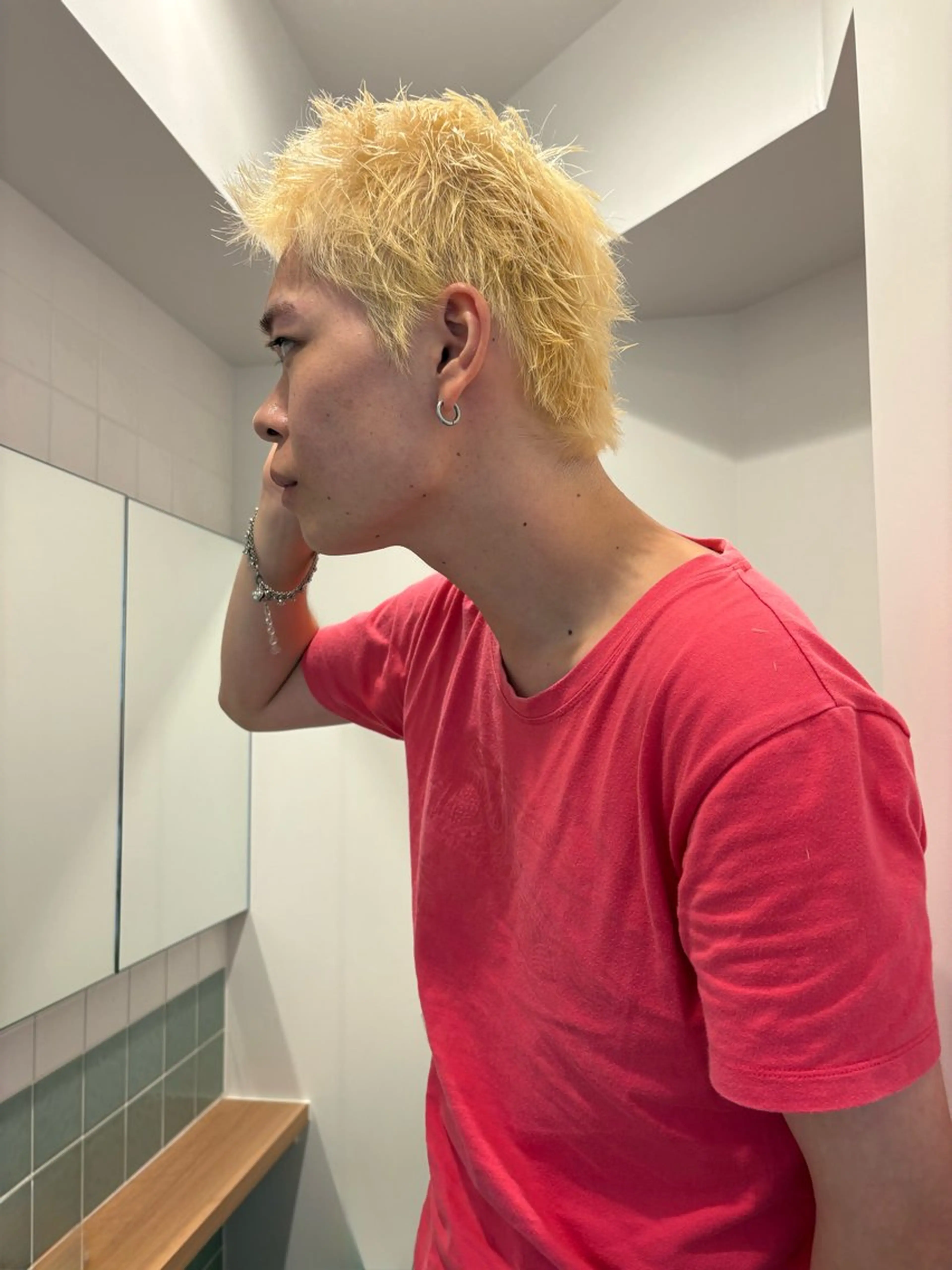 カラー メンズ 抜きっぱなしブロンド ブロンド ヘアカラー ami /yuutenjiのヘアスタイル