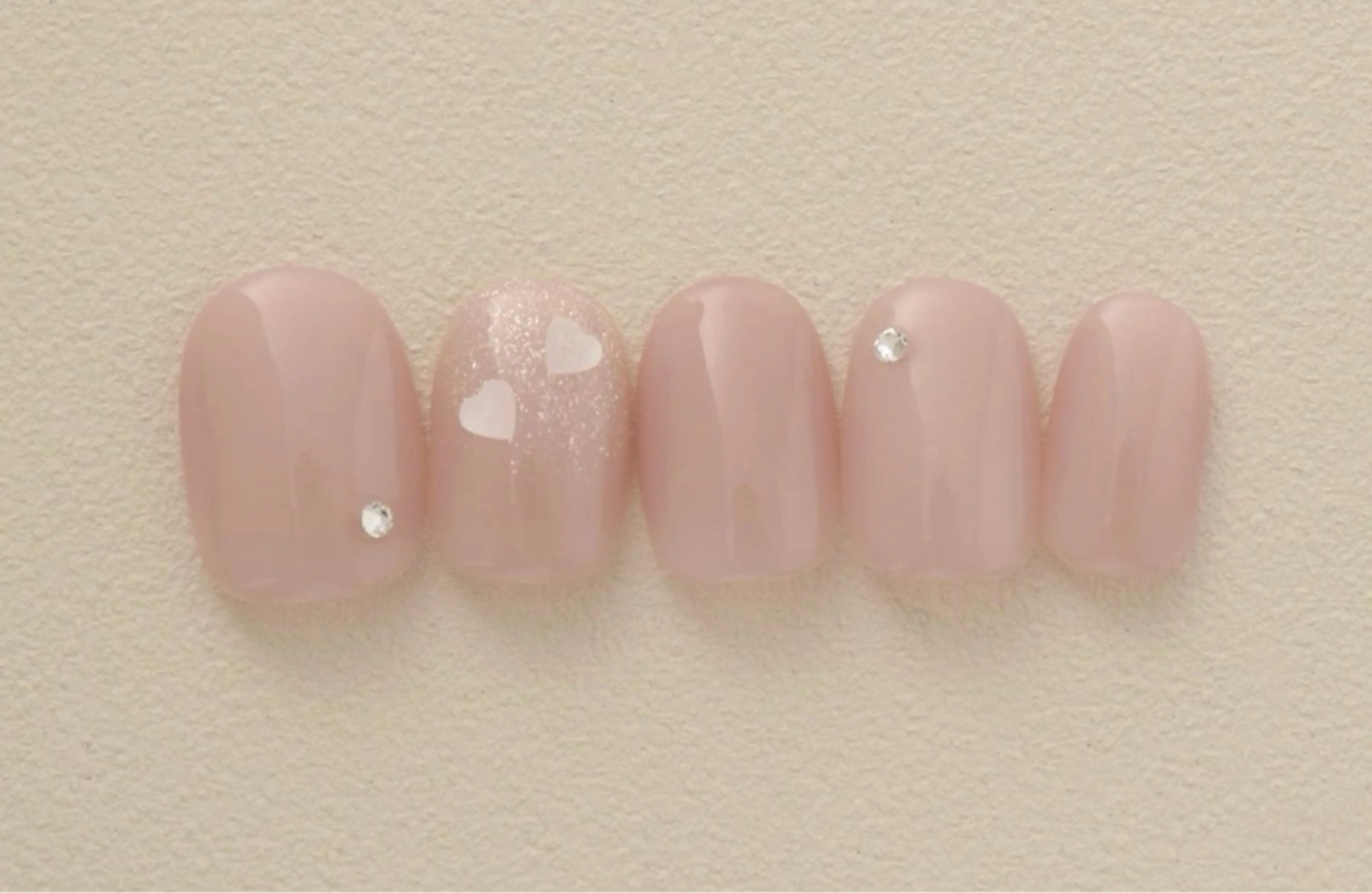 ネイル ゆら 練習生💅🏻のネイルデザイン