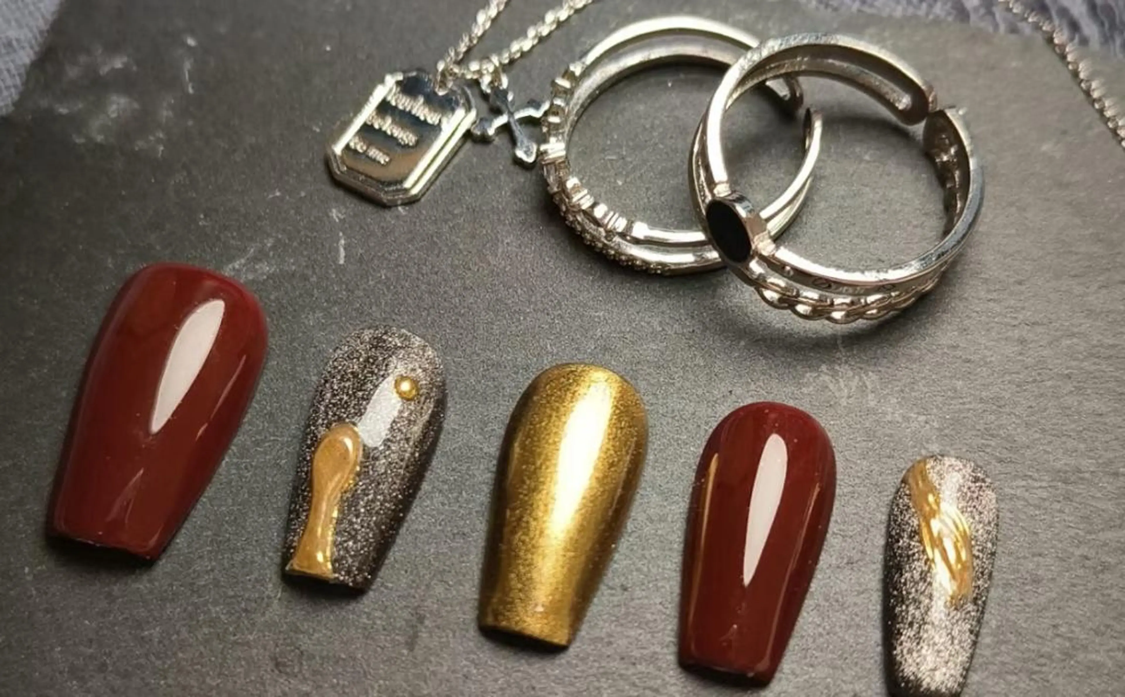 ネイル VIVIAN エイのネイルデザイン