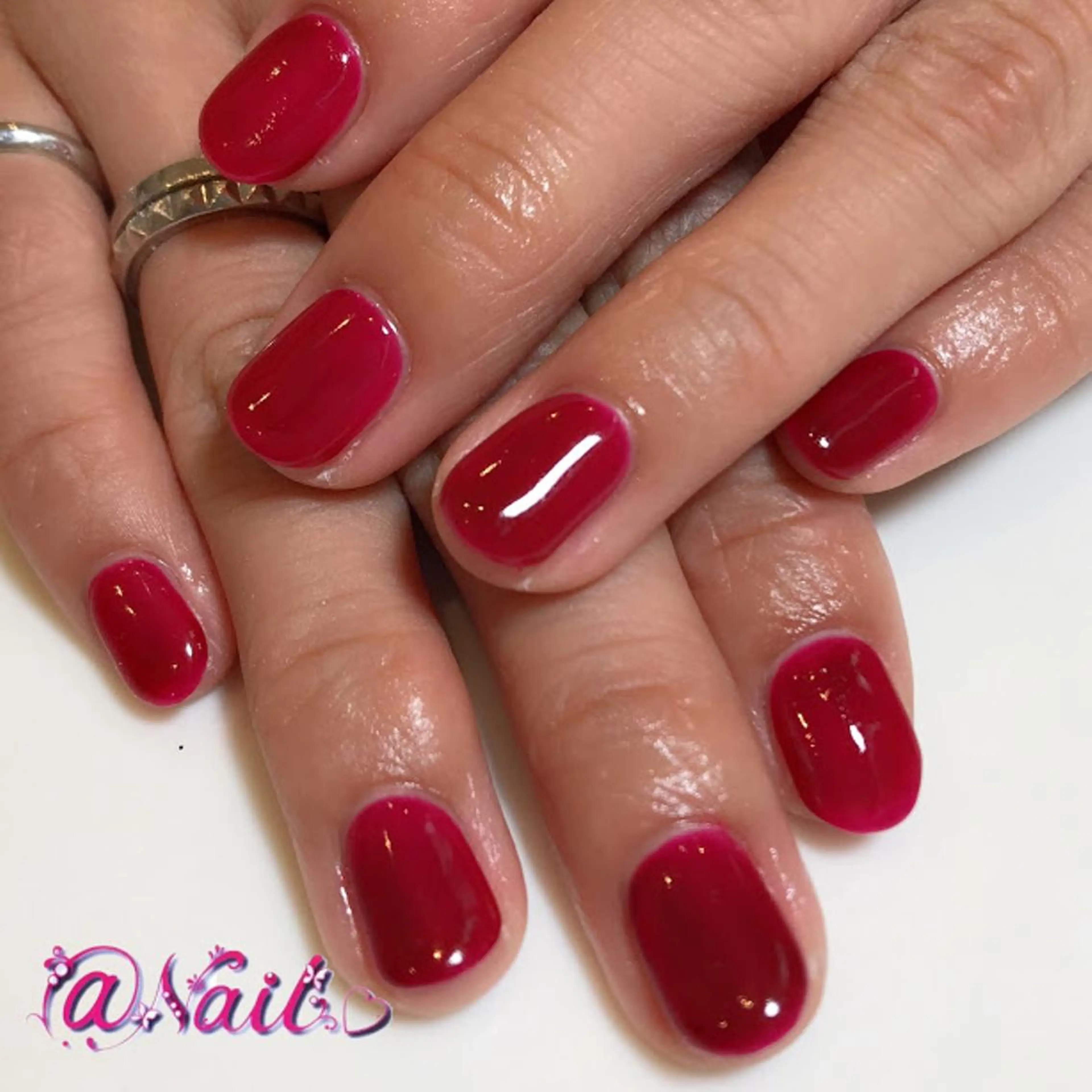 ネイル 小尾 栞のネイルデザイン