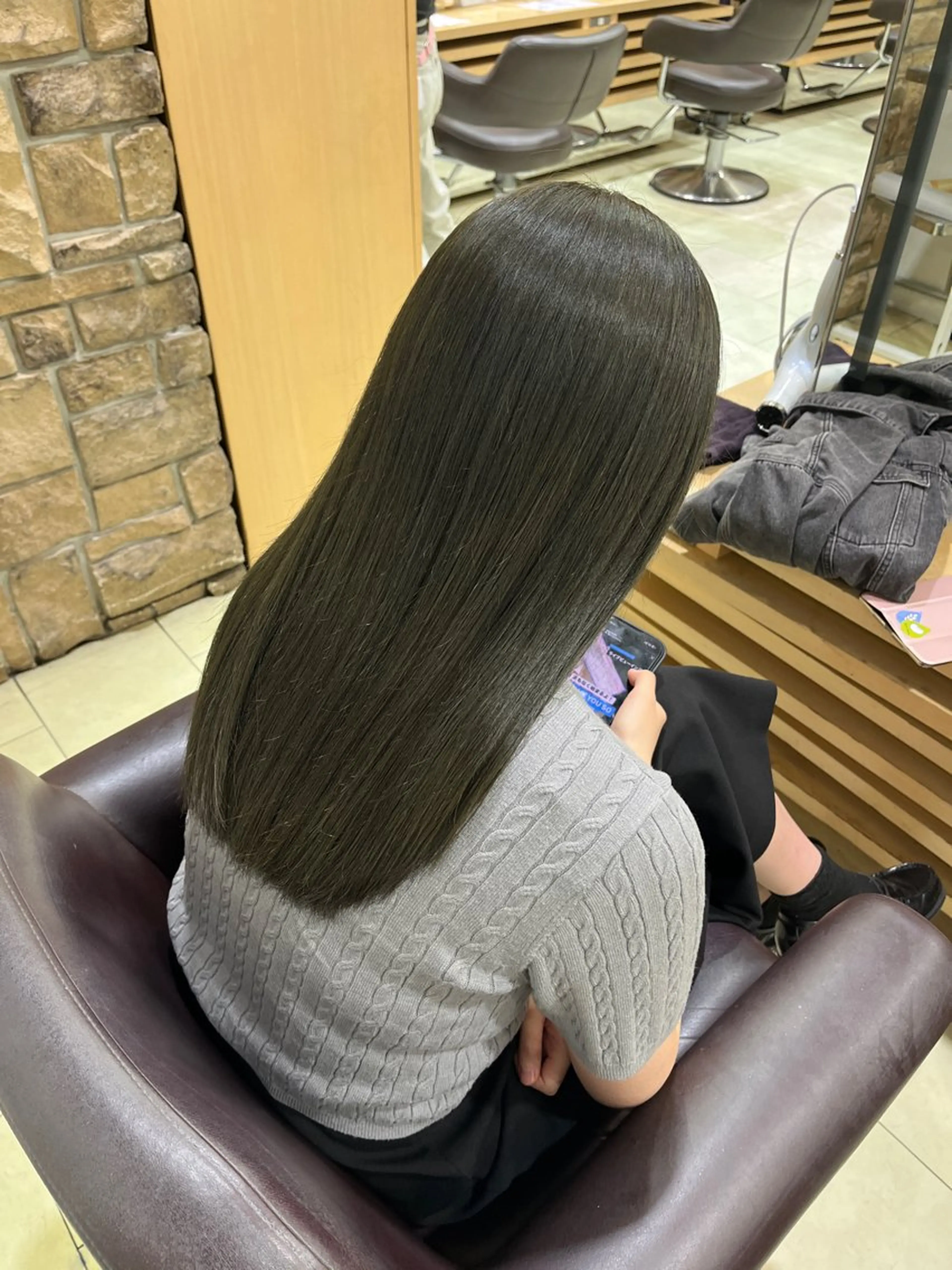 セミロング カラー ベージュカラー オリーブベージュ ヘアカラー waka❤️✨ レイヤーボブ/エクのヘアスタイル