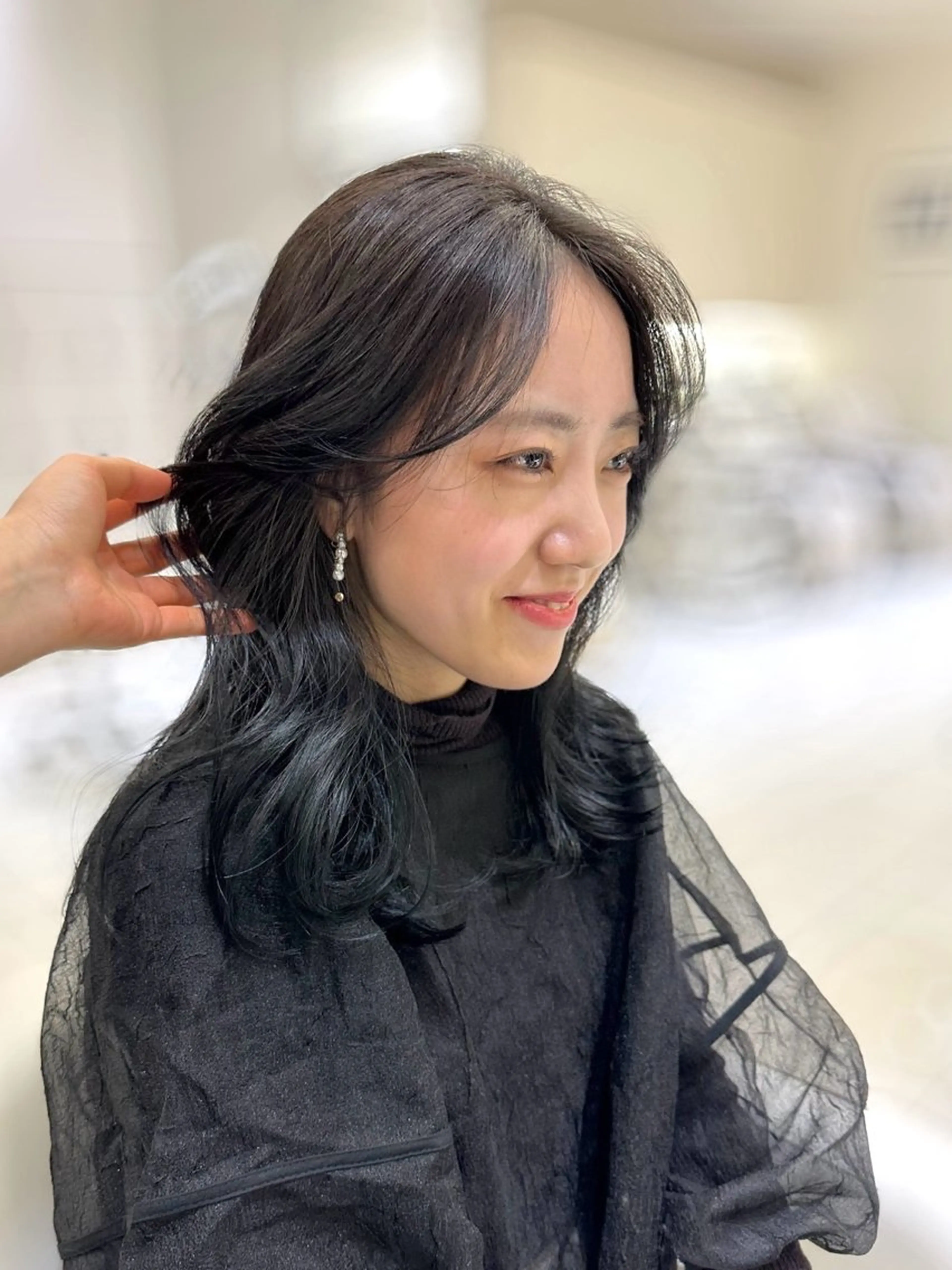 セミロング カラー カット 🕊️国分寺🕊️ イオ🕊️のヘアスタイル