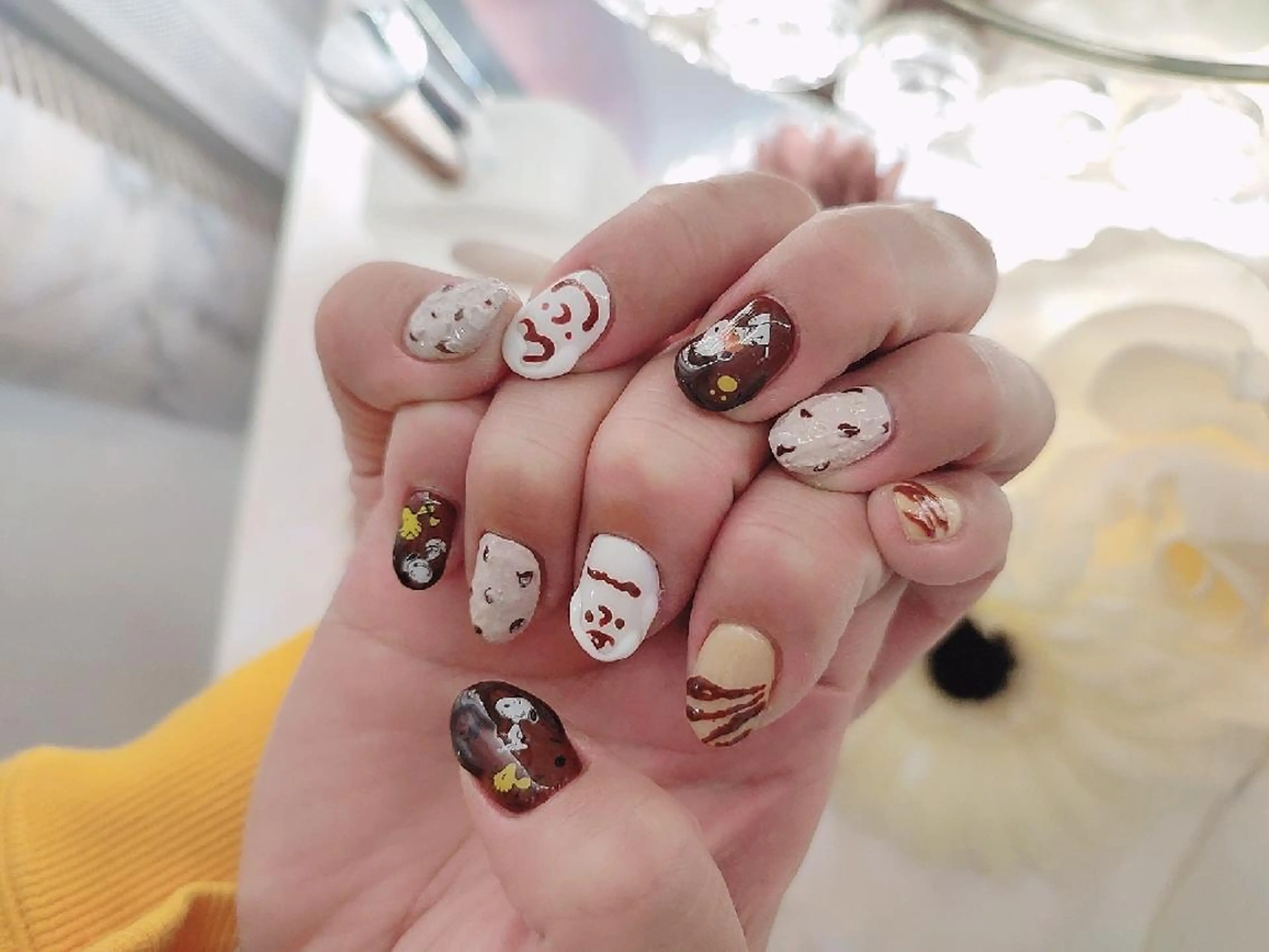 ネイル ハンドネイル RUNWAY 　　の眉毛・アイブロウイメージ