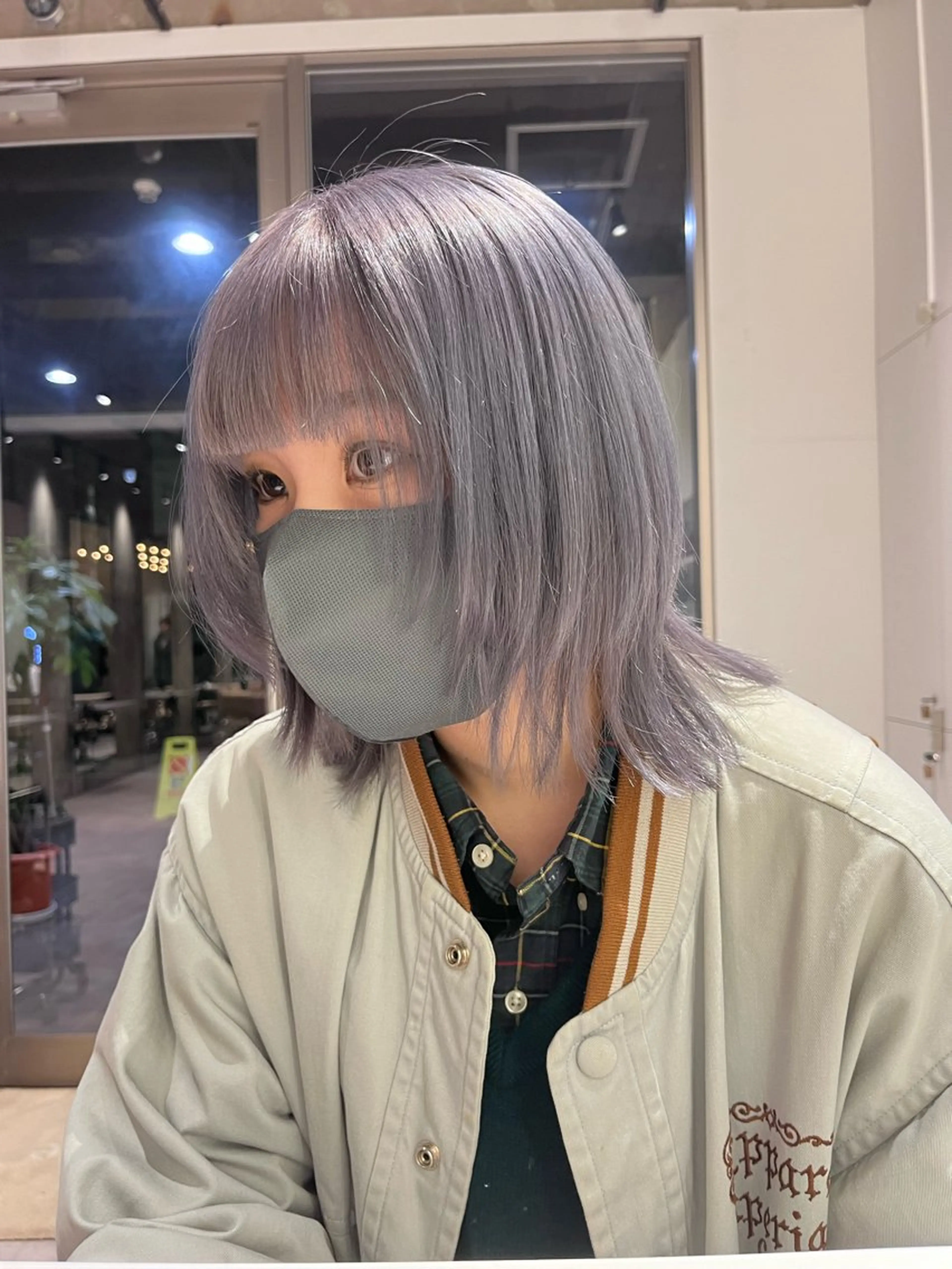 セミロング カラー ブリーチ ラベンダーカラー ラベンダーグレー iLi🫧kim ryongna🦋のヘアスタイル