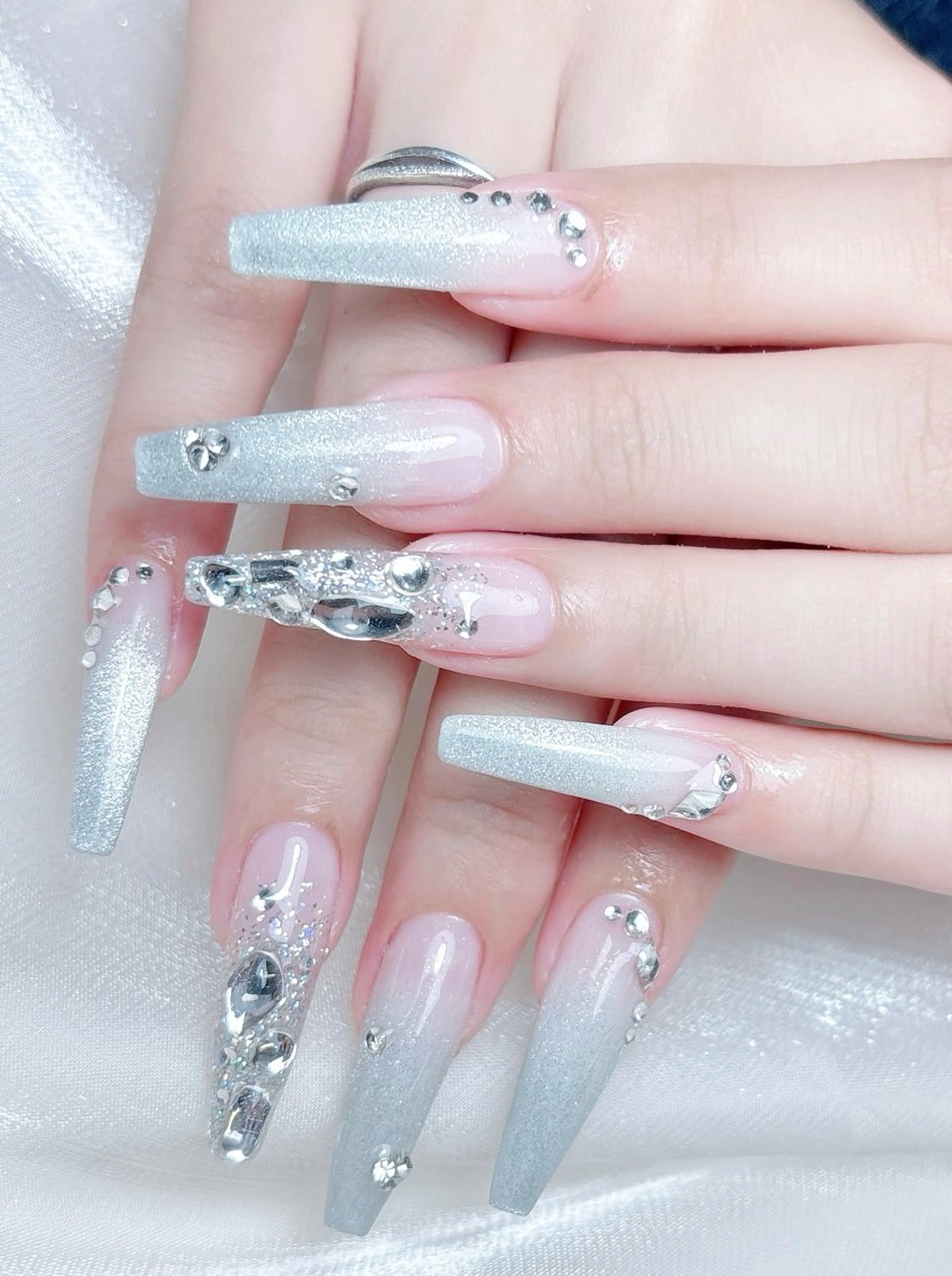 ネイル ハンドネイル Aura  Nail 長さだし/パラジェルのネイルデザイン