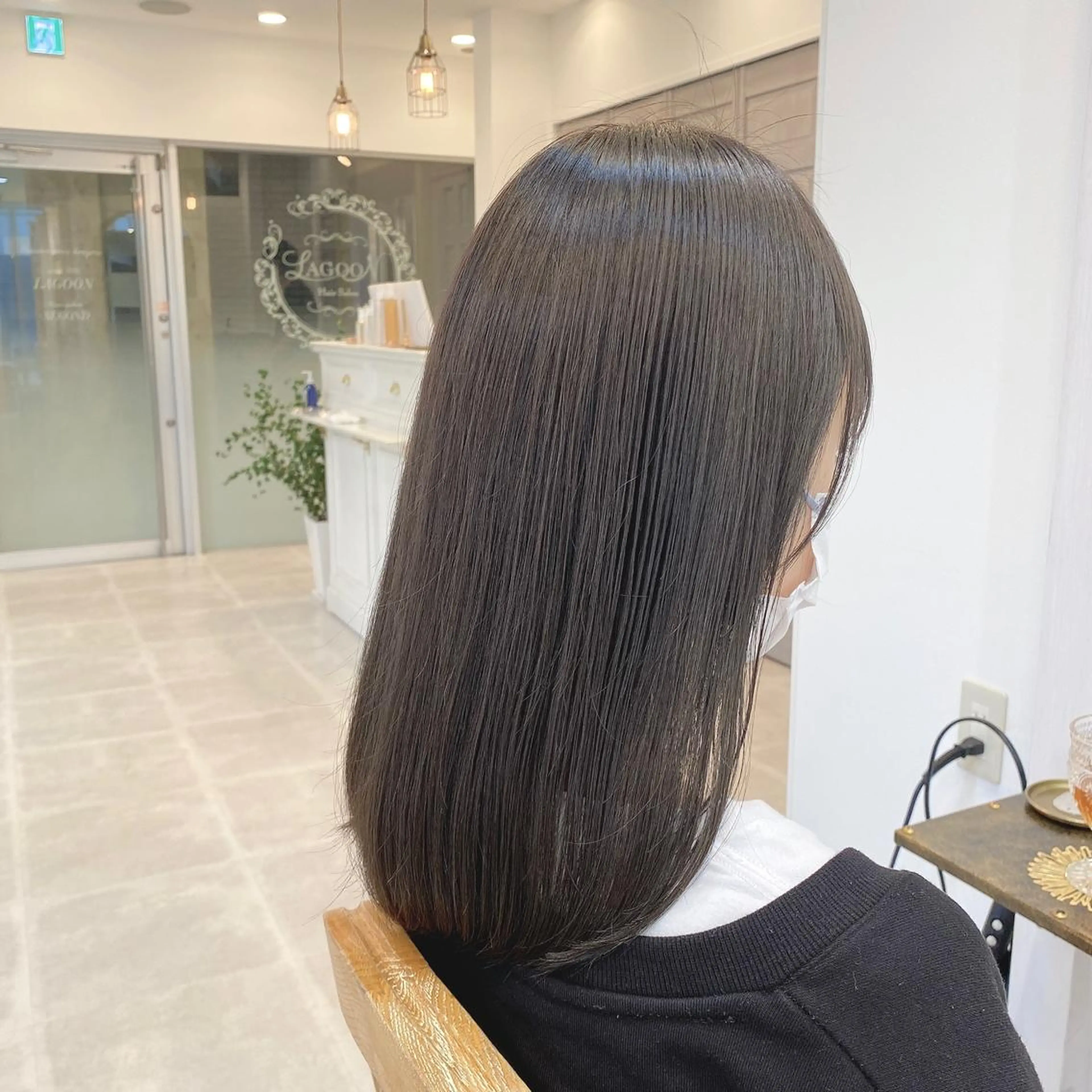 セミロング カラー カット ヘアカラー トリートメント ブリーチなし✨艶髪 カラー𓃲YAGIのヘアスタイル