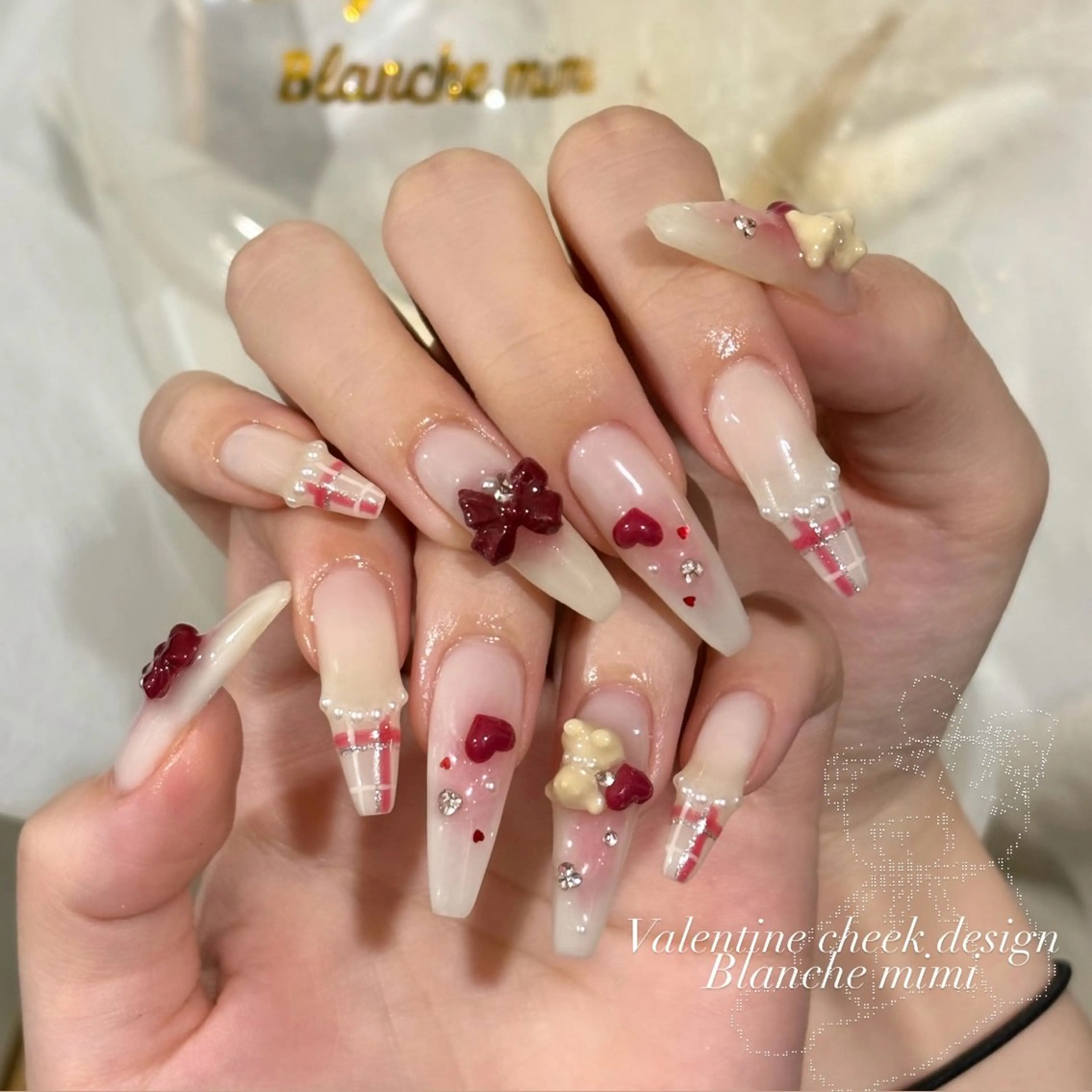 ネイル ハンドネイル Blanche mimi.u_aのネイルデザイン
