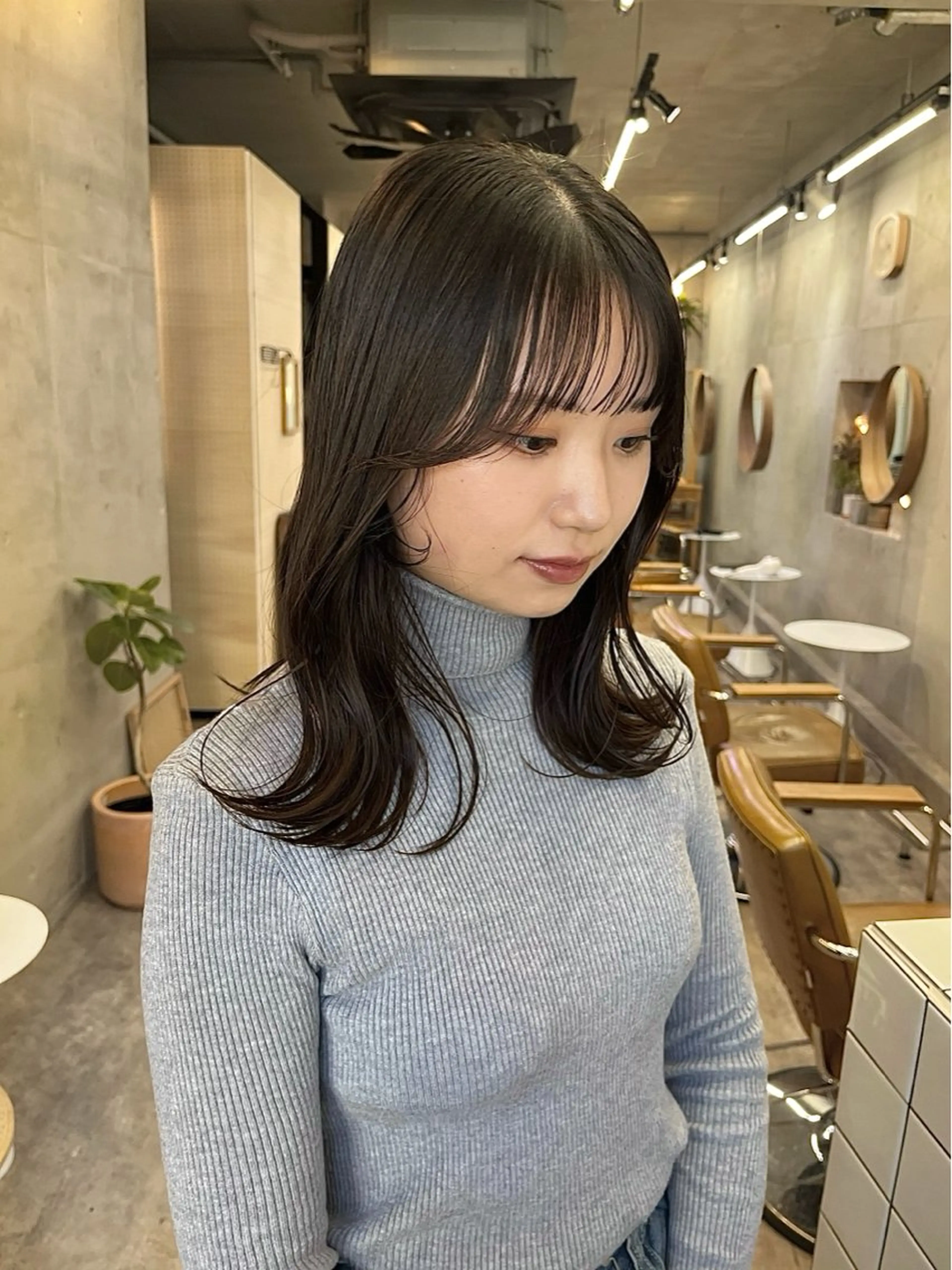 セミロング カラー ベージュカラー ブリーチ ケアブリーチ 透明感カラー ダブルカラー カット SALT WATER所属・🤎𝐌𝐚𝐨⌇ お悩み解決美容師🤎のヘアスタイル