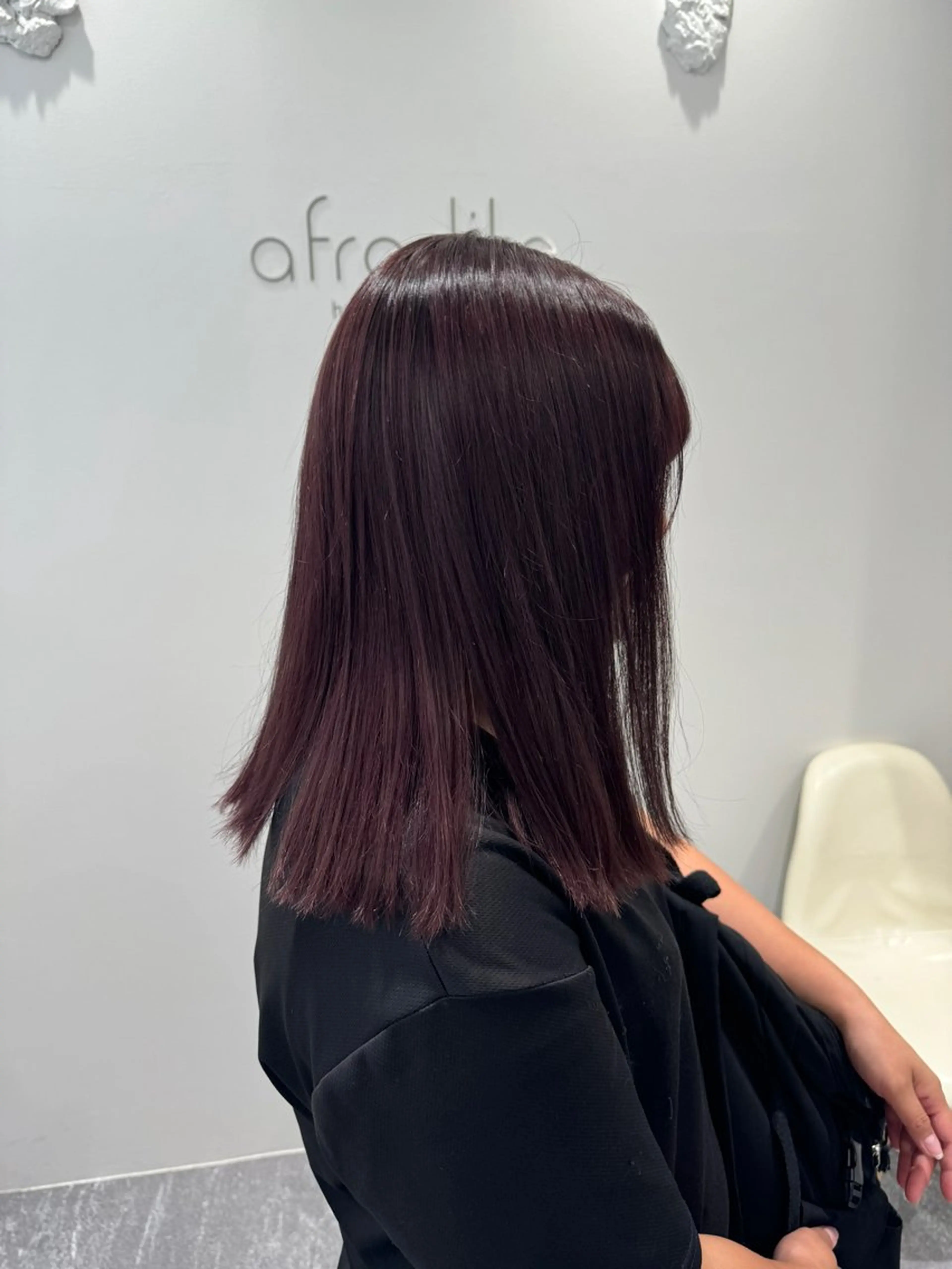 ミディアム カット ヘアカラー トリートメント 柔らかい透明感カラー 🎀maria🎀のヘアスタイル