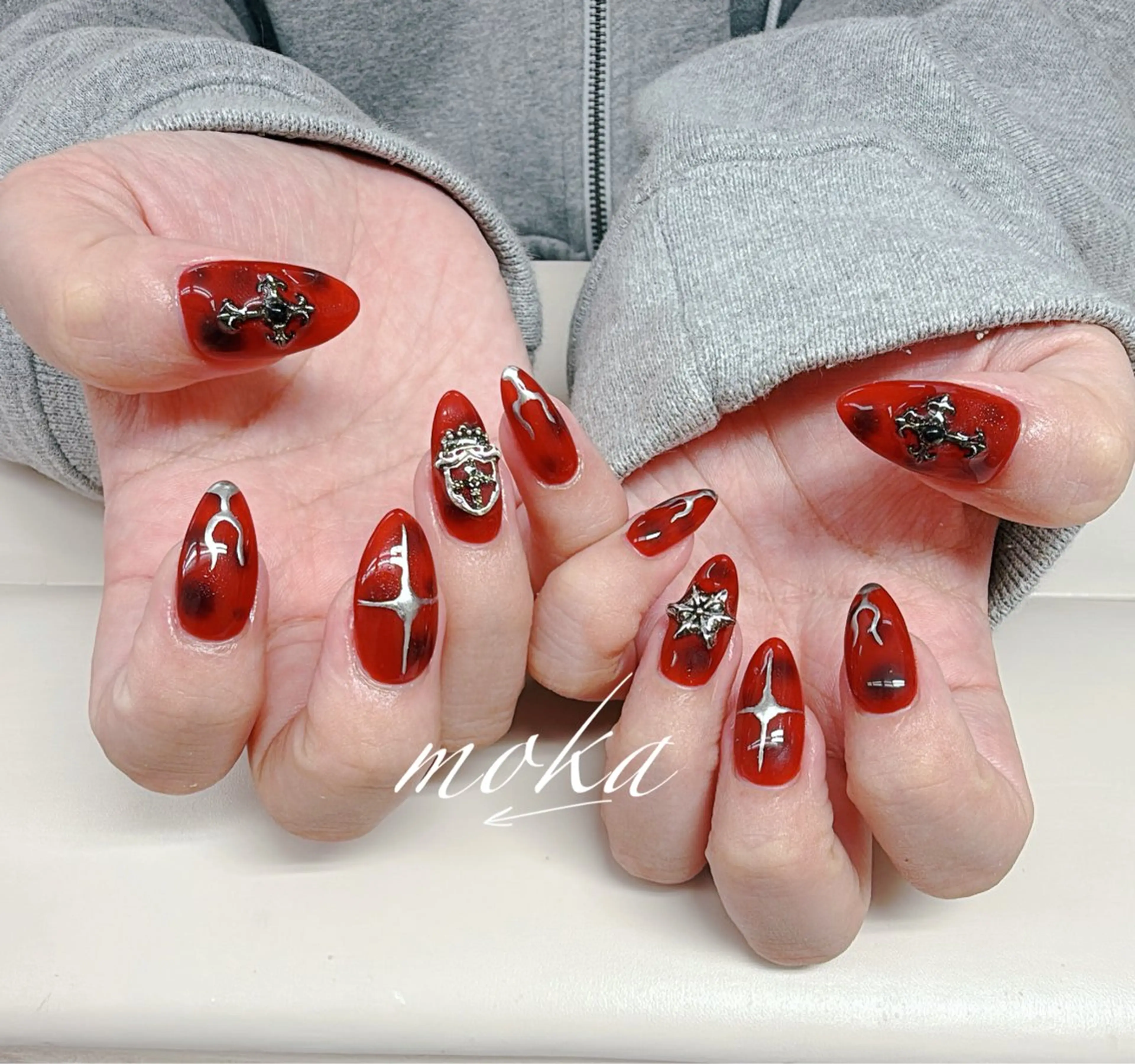 ネイル ハンドネイル ハンドケア 胡蝶蘭レディースサロ ンNailMOKAのネイルデザイン