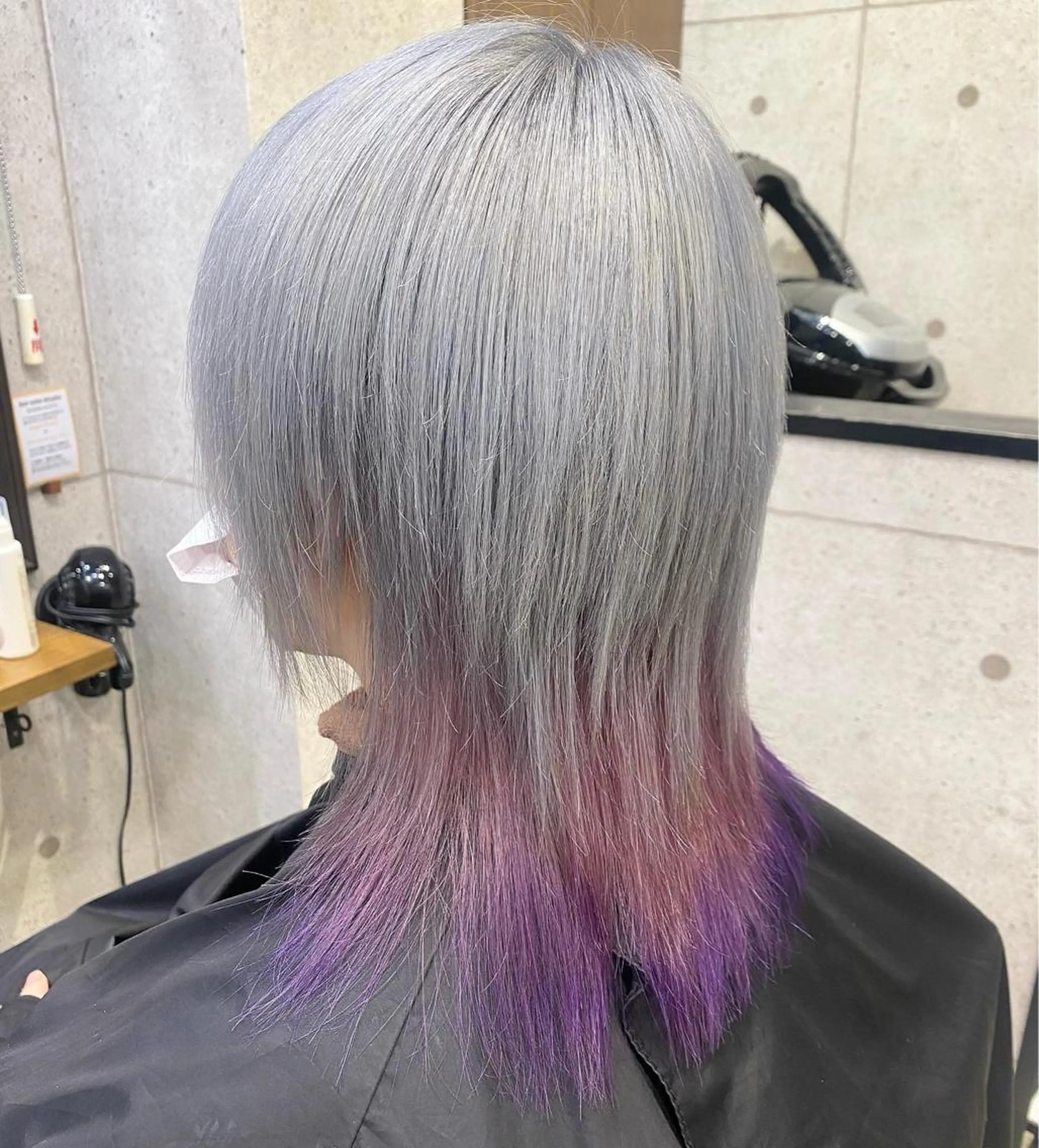 ミディアム カラー デザインカラー ウルフカット 遠藤沙也加 /レイヤーカットのヘアスタイル