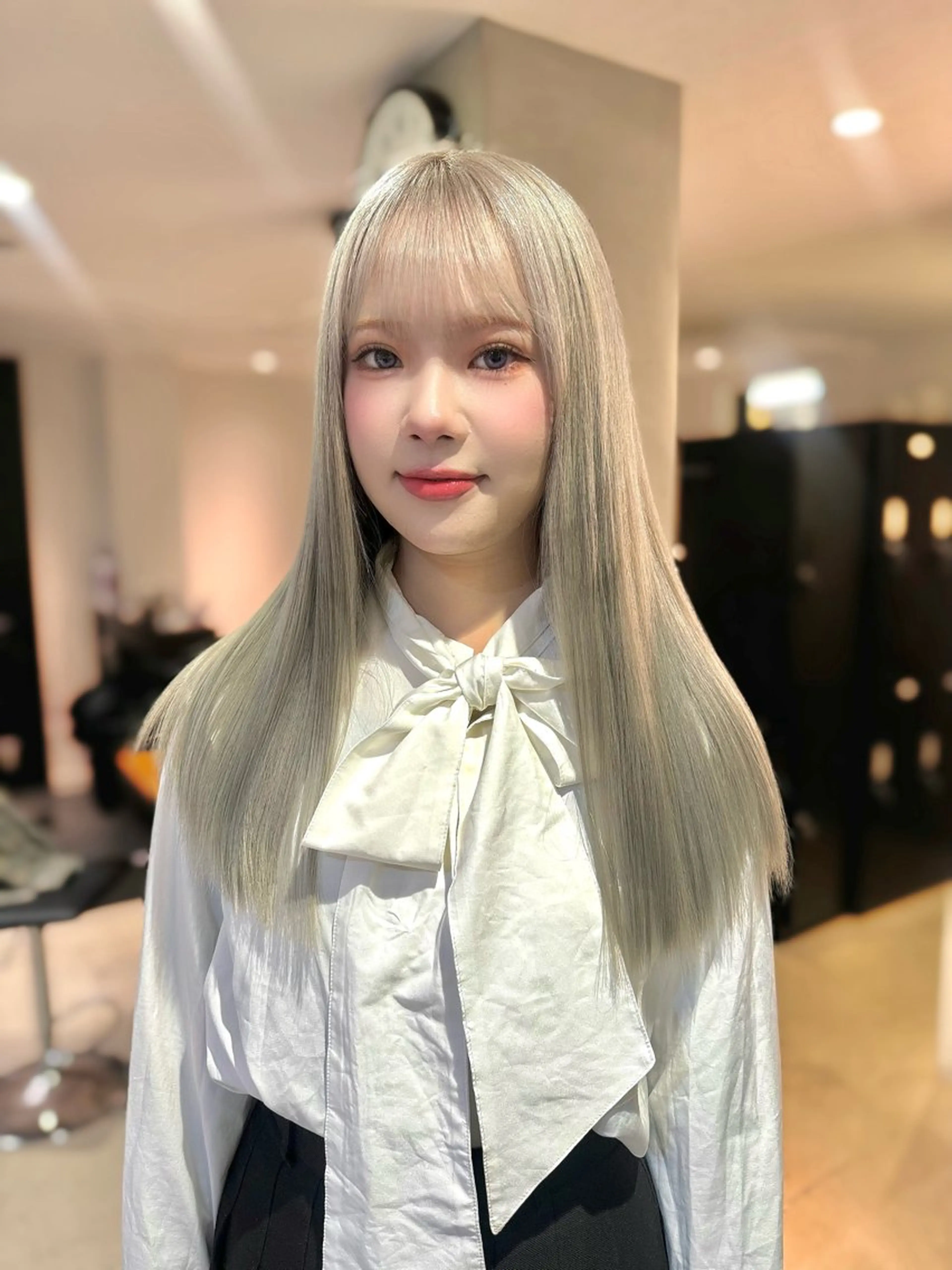 ロング カラー カット ヘアカラー トリートメント 🌻名古屋🌻 🫧ハイトーン🫧のヘアスタイル