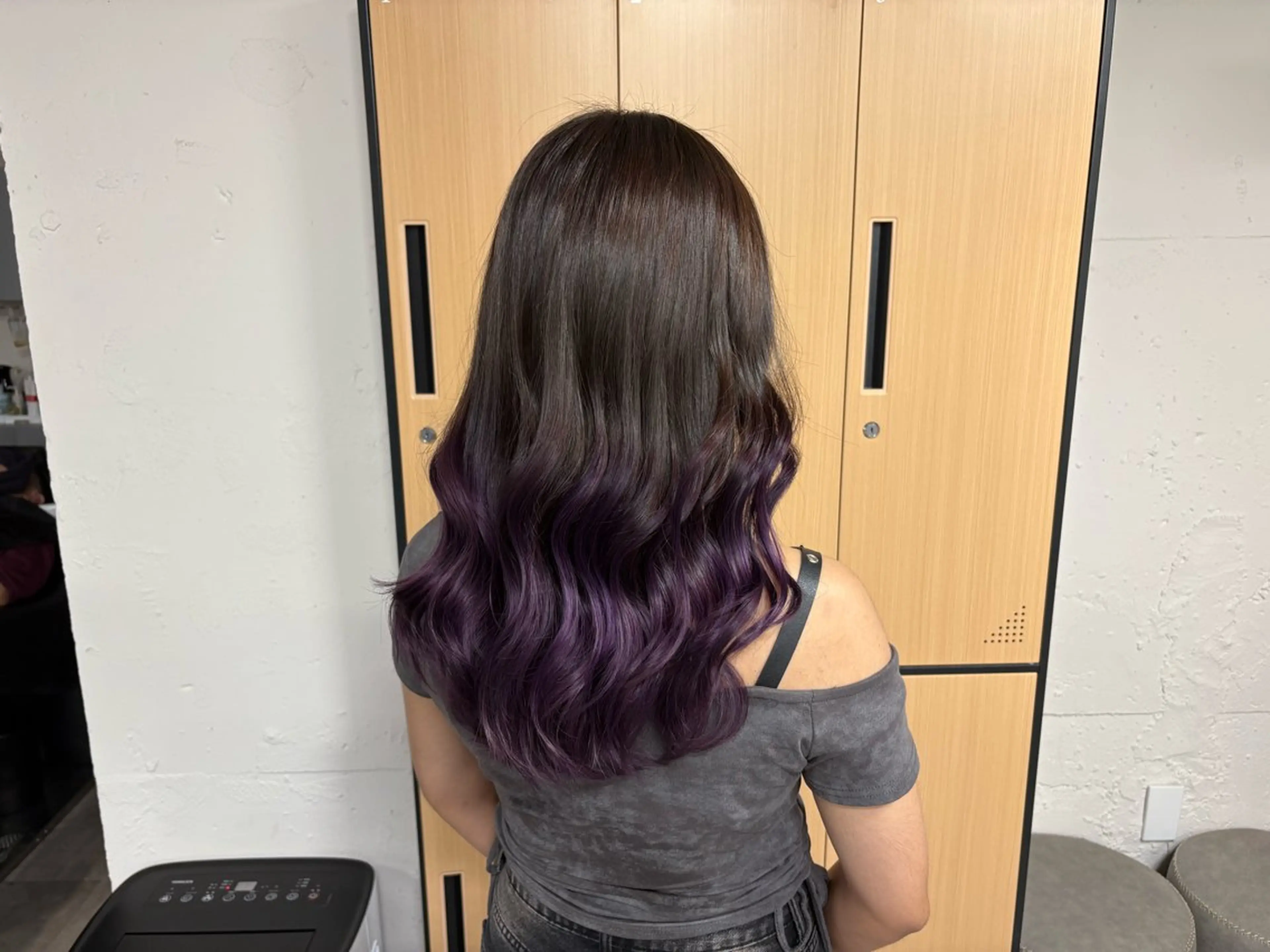 セミロング カット ヘアカラー tokute 中野真咲🐺のヘアスタイル