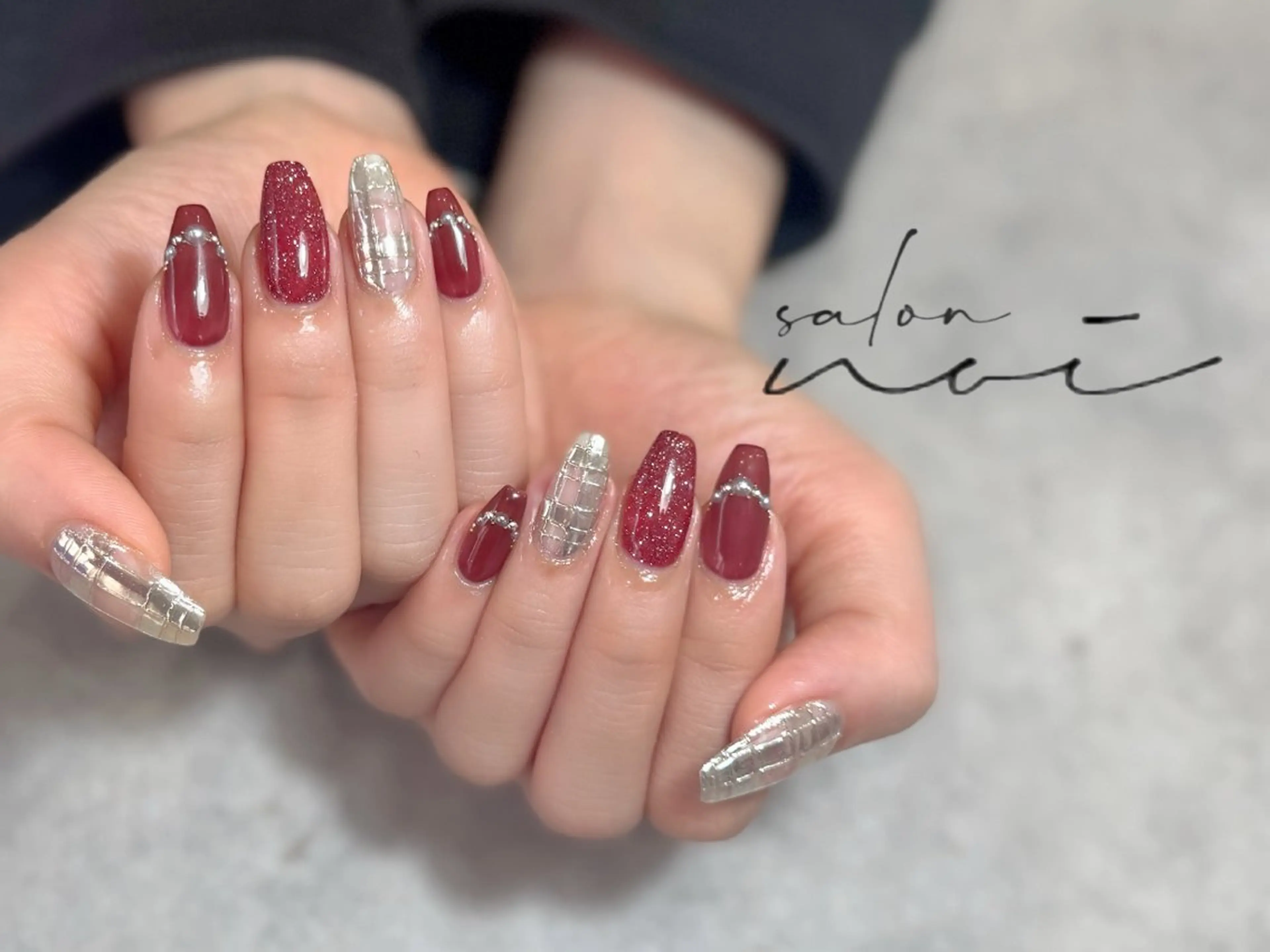 ネイル ミラーネイル ハンドネイル salon noiのネイルデザイン