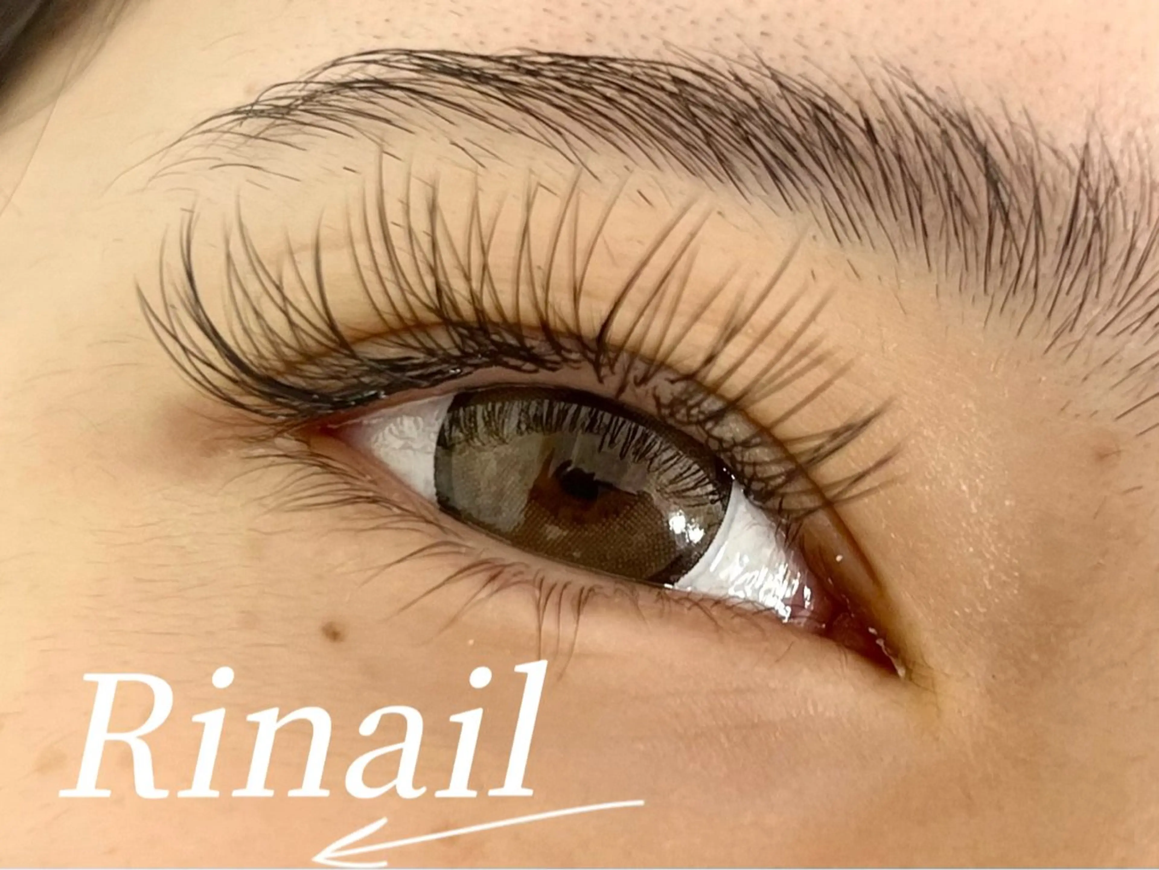 マツエク・マツパ バインドロック フラットラッシュ ナチュラル パリジェンヌラッシュリフト まつげパーマ YK Rinのネイルデザイン