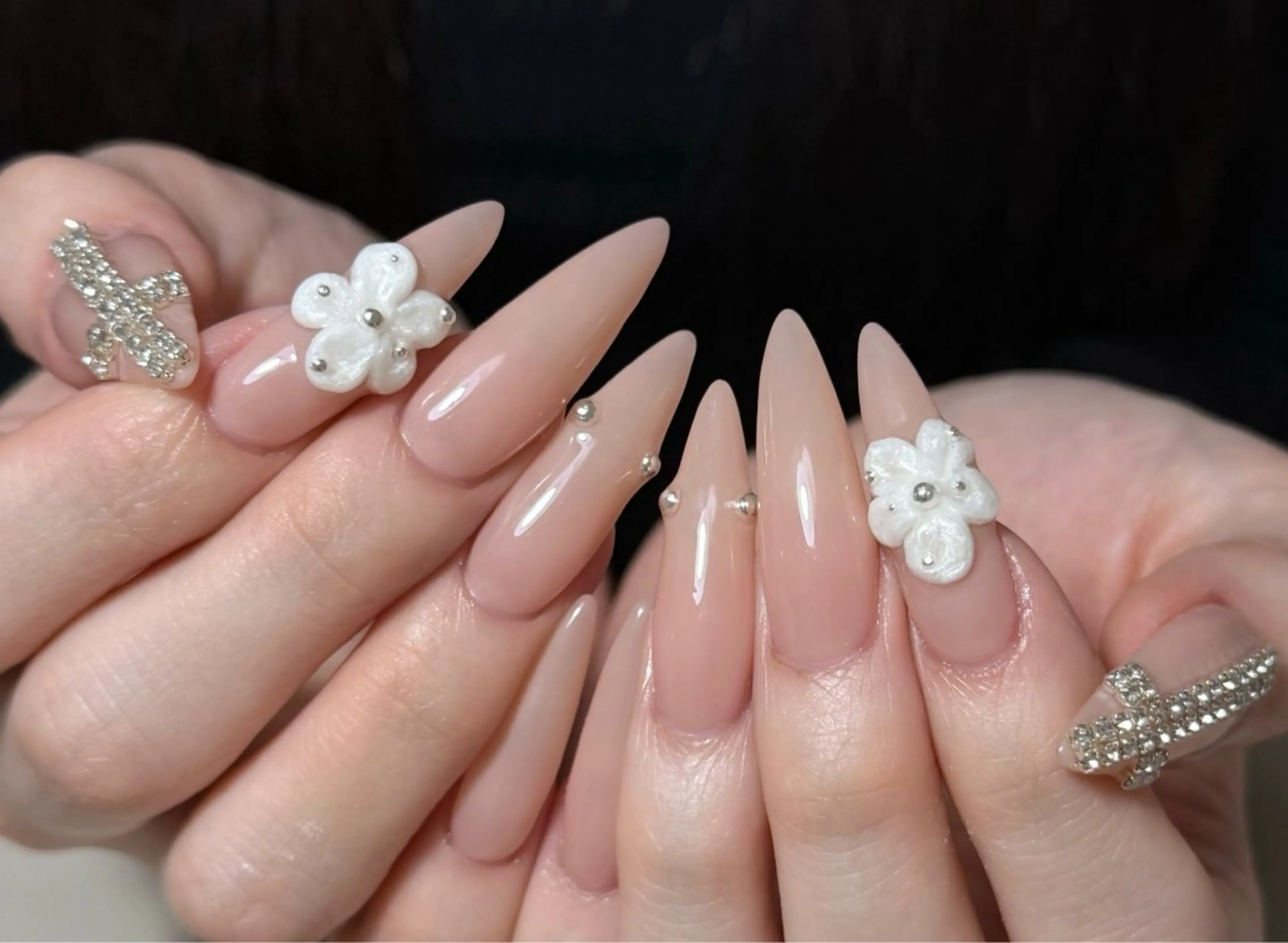 ネイル ハンドネイル ハンドケア 🍑 momo_nailのネイルデザイン