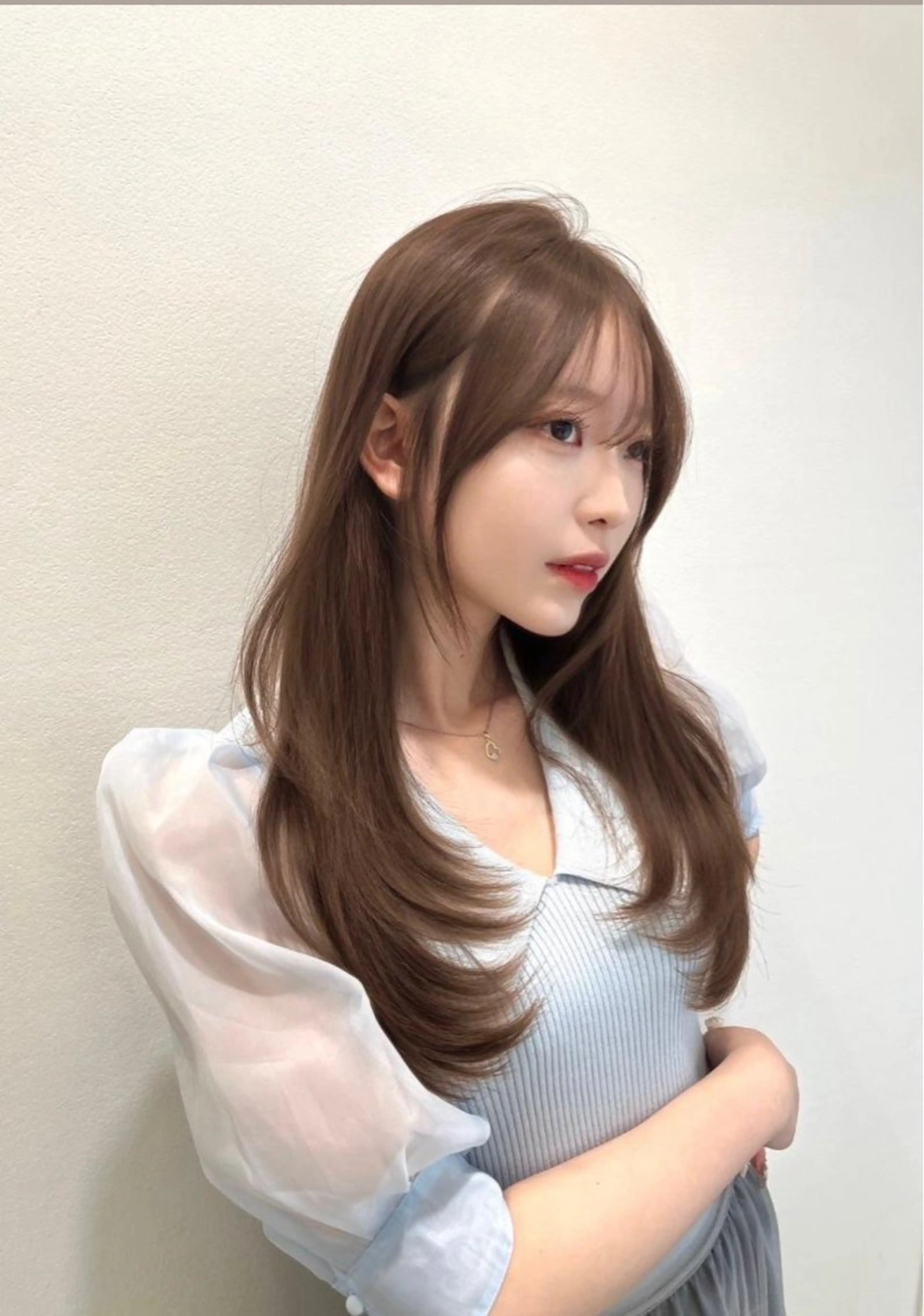 ロング ヘアカラー 韓国ヘア/ブリーチ無 しWカラー/オリーブのヘアスタイル