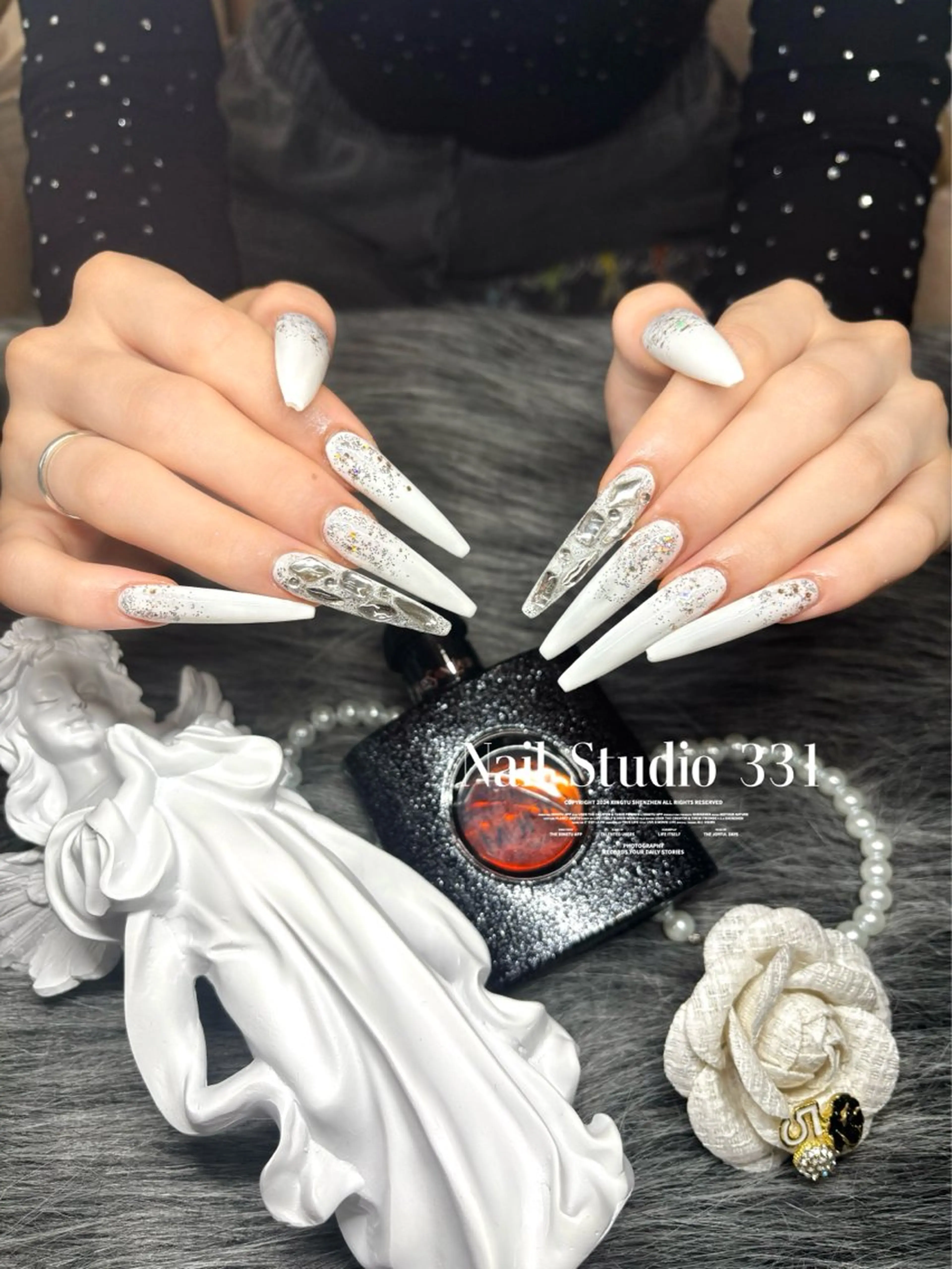 ネイル ロングネイル ワンホンネイル Nail Studio 331のネイルデザイン