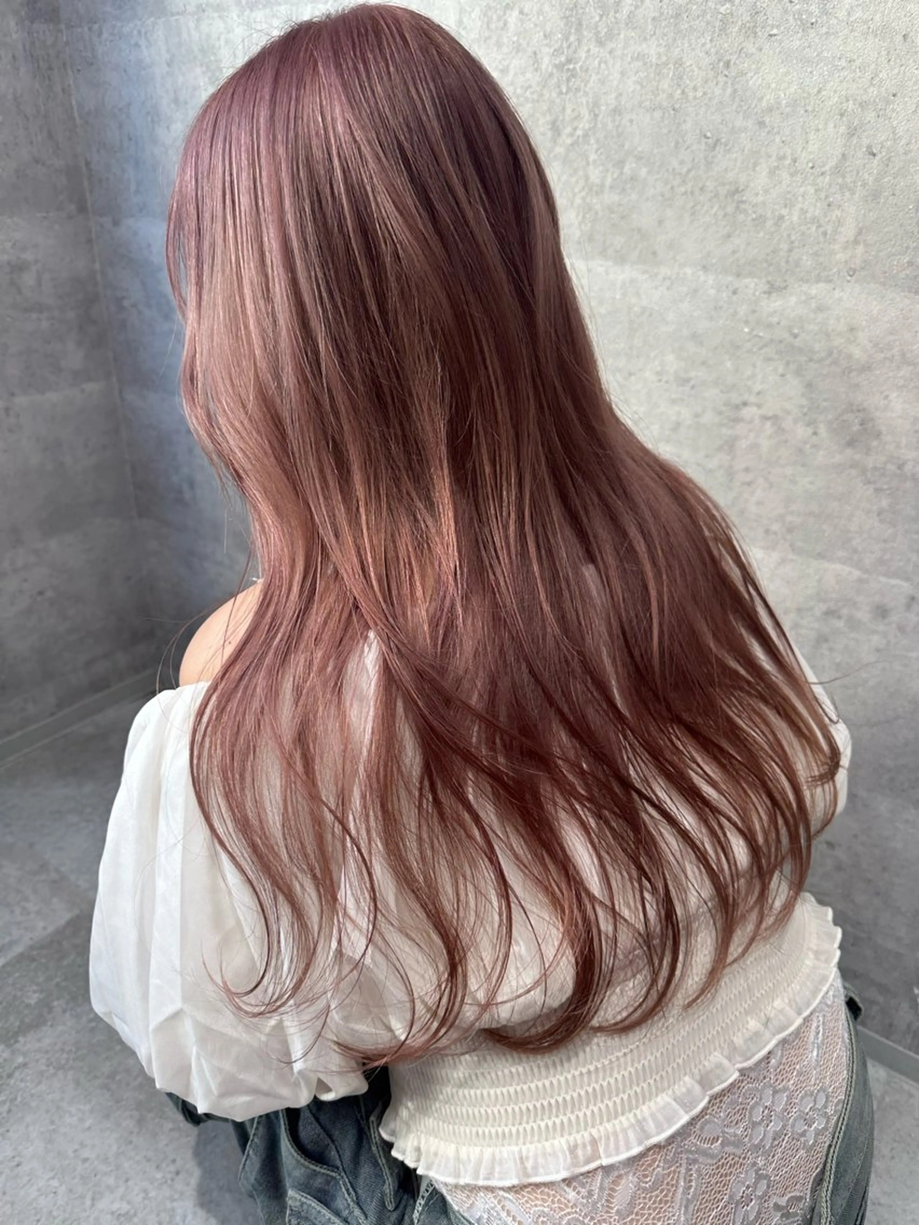 ロング カラー ブリーチ ブロンド 透明感カラー ダブルカラー ハイトーンカラー カット ヘアカラー トリートメント 🪄🫧ハイトーン/ 乙津茜🐰L'wisのヘアスタイル