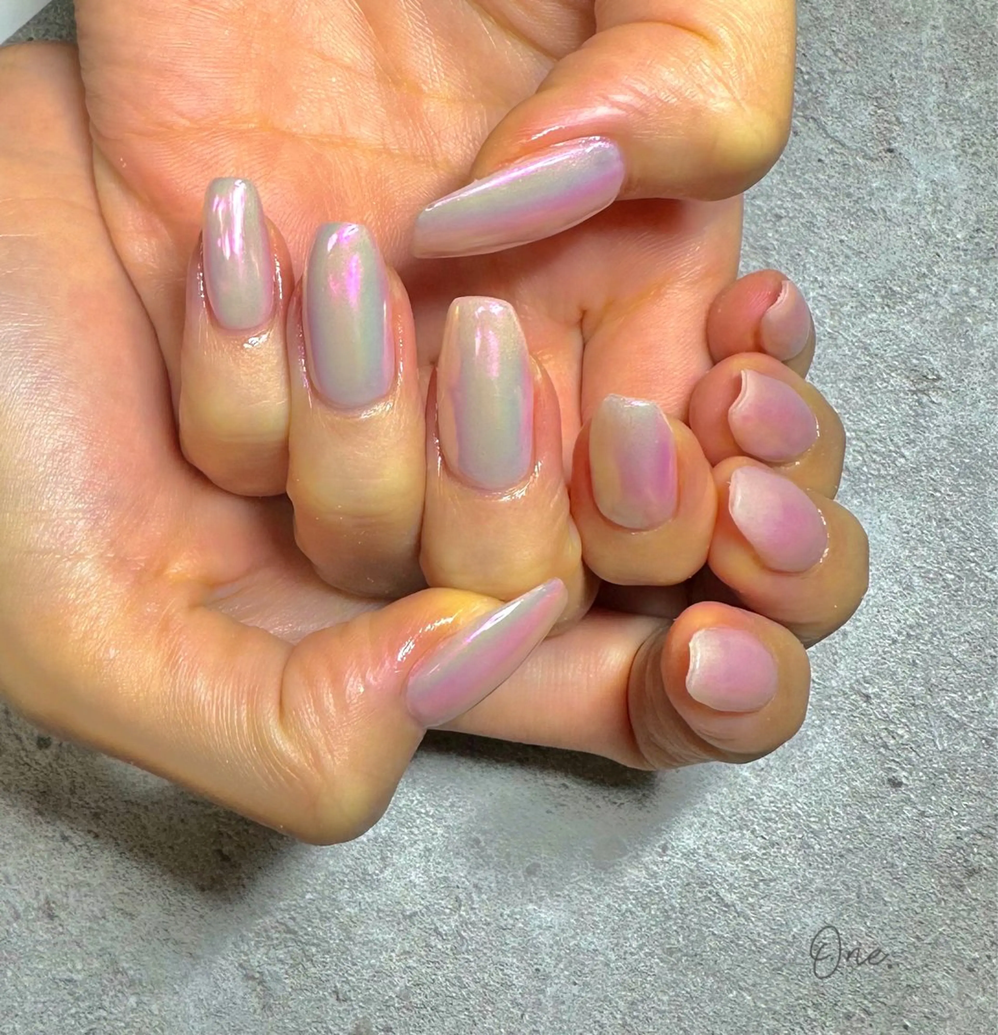 ネイル オーロラネイル ハンドネイル 田中 愛未のネイルデザイン